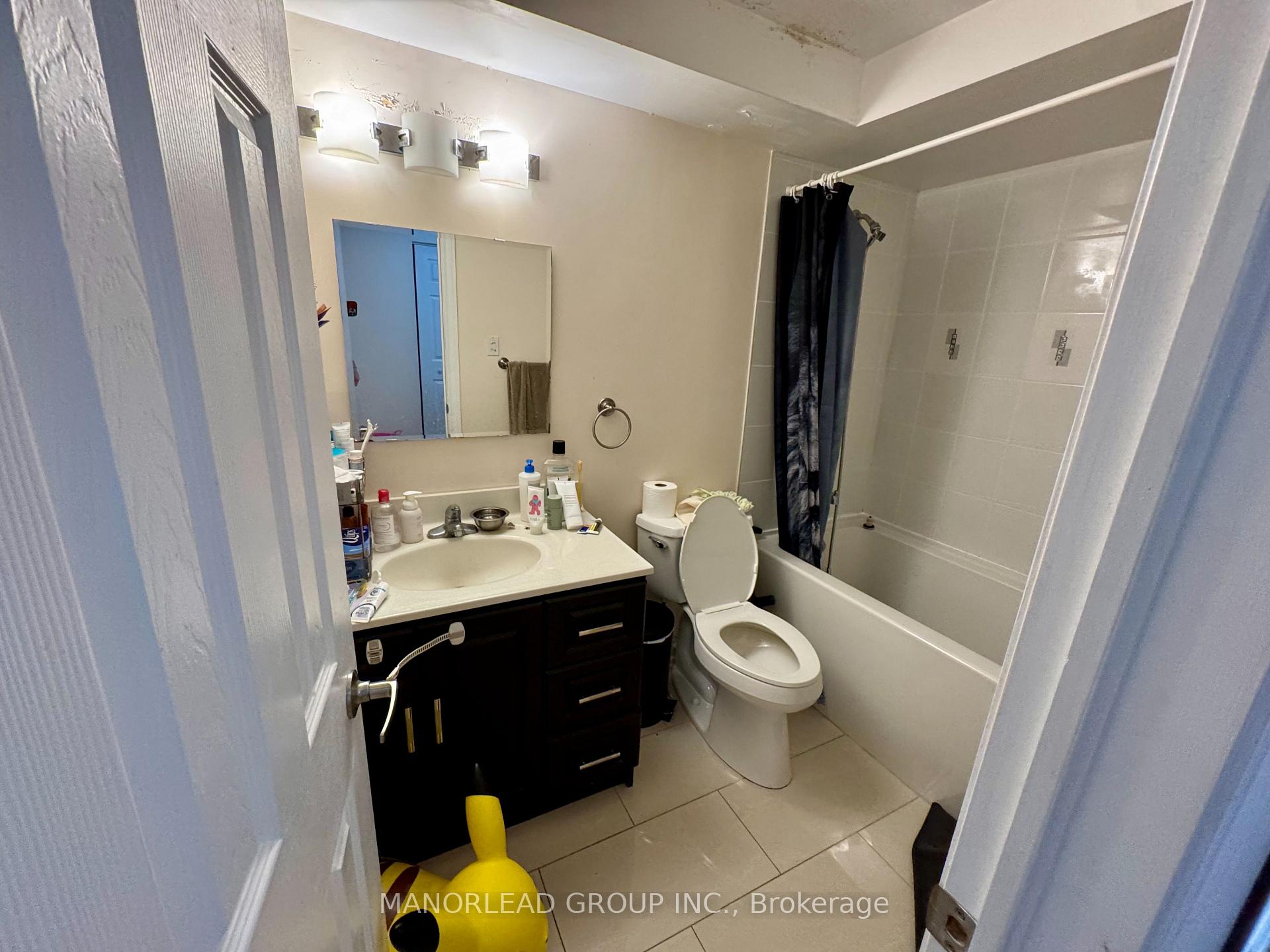 Photo 12 of Unit 31, 121 L'Amoreaux Drive, Scarborough, L'Amoreaux — HOMEH