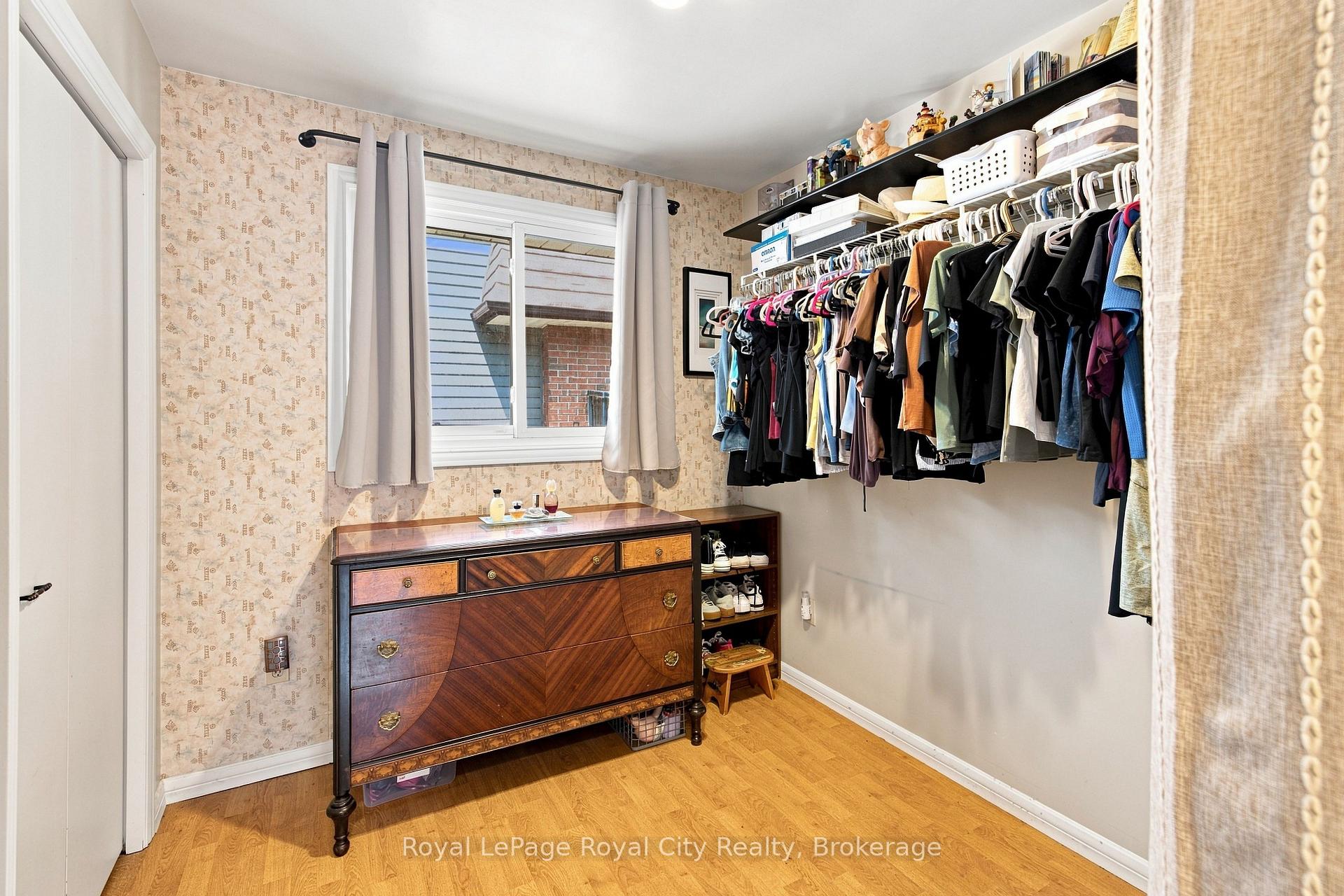 Photo 21 of 27 Carey Crescent, Guelph, Willow West/Sugarbush/West Acres — HOMEH