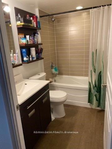 Photo 5 of Unit 701, 80 Western Battery Road, Toronto, Niagara — HOMEH