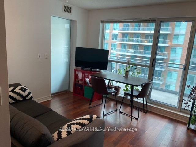 Photo 6 of Unit 701, 80 Western Battery Road, Toronto, Niagara — HOMEH