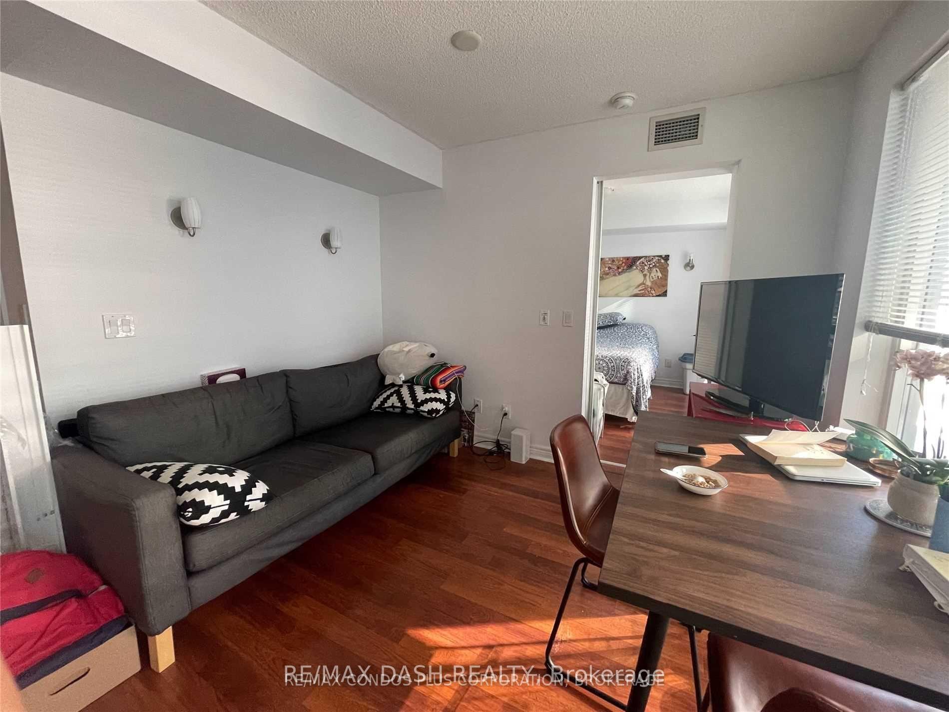 Photo 8 of Unit 701, 80 Western Battery Road, Toronto, Niagara — HOMEH
