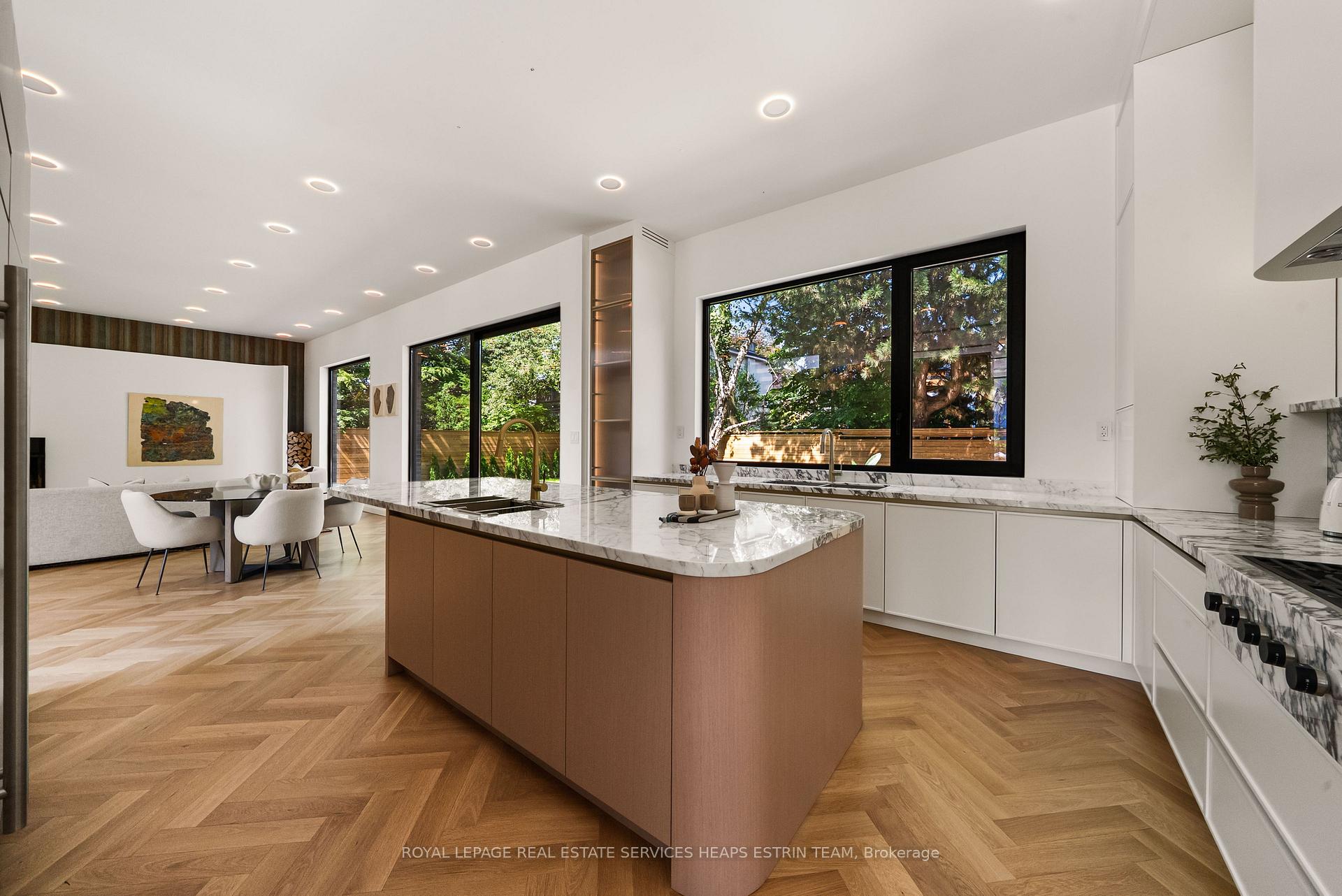 Photo 12 of 7 Lumley Avenue, Toronto, Leaside — HOMEH