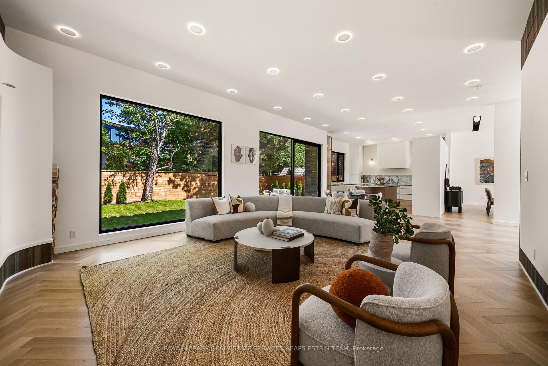Photo 16 of 7 Lumley Avenue, Toronto, Leaside — HOMEH
