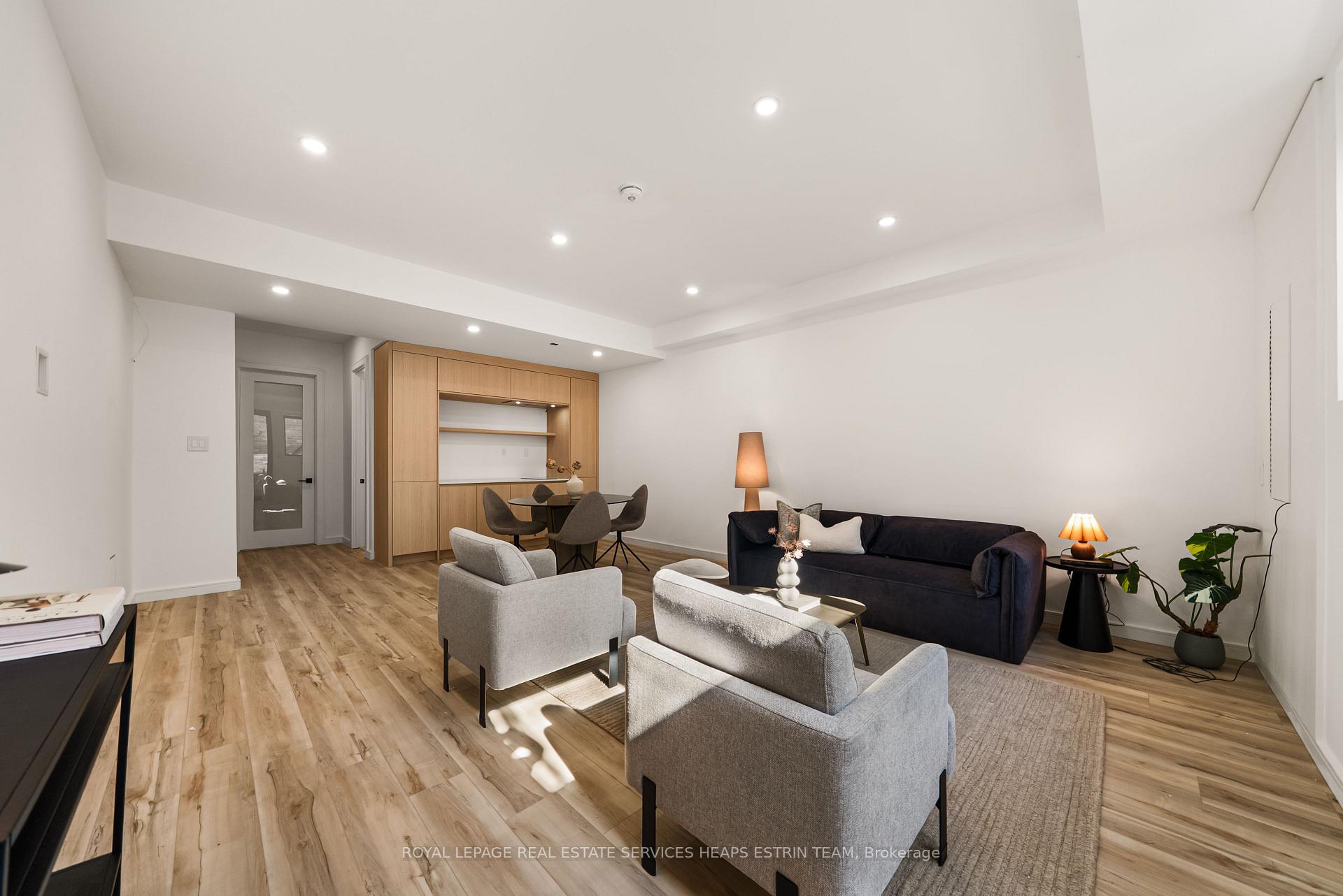 Photo 41 of 7 Lumley Avenue, Toronto, Leaside — HOMEH