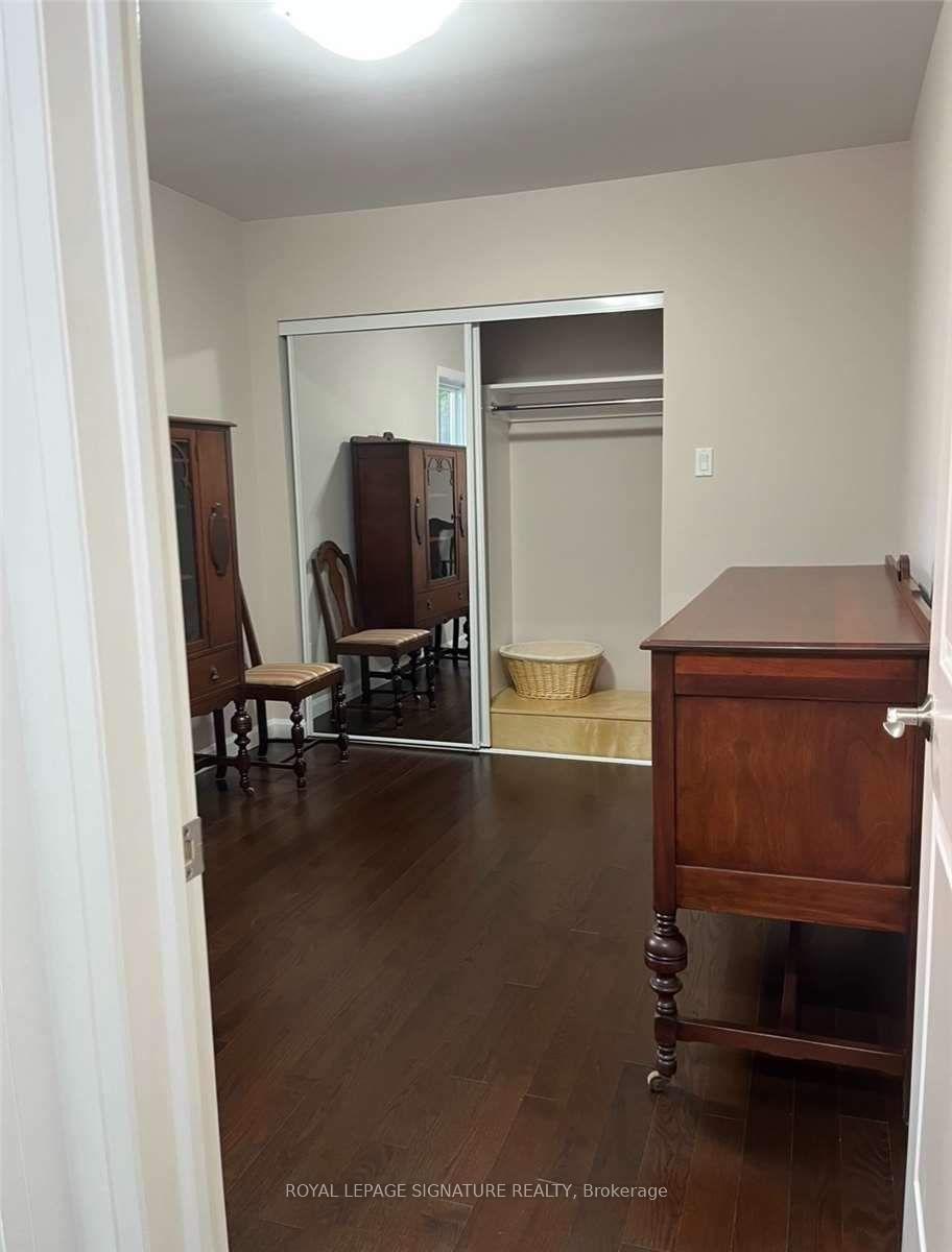 Photo 12 of 40 Amiens Road E, Scarborough, West Hill — HOMEH