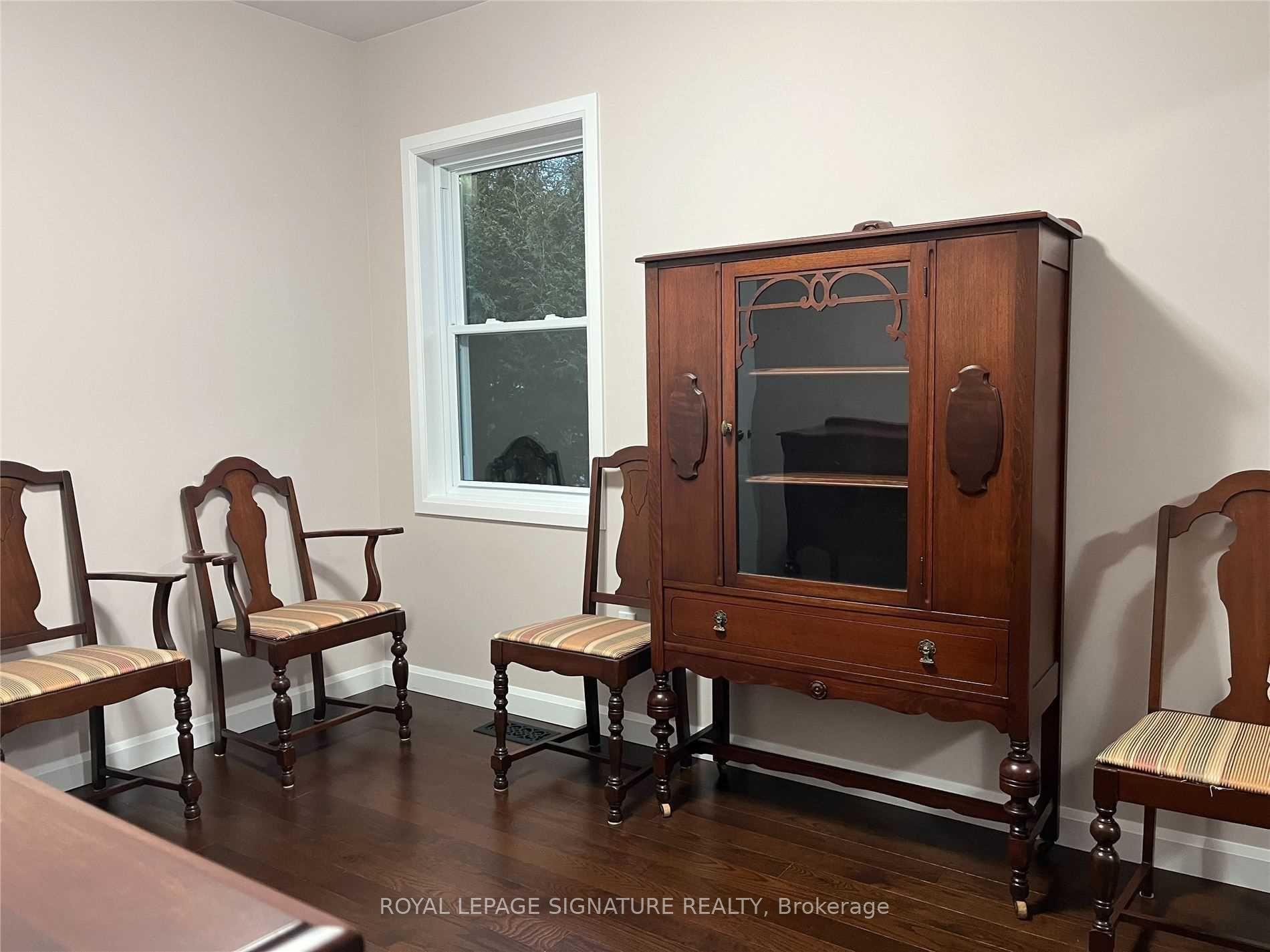 Photo 13 of 40 Amiens Road E, Scarborough, West Hill — HOMEH