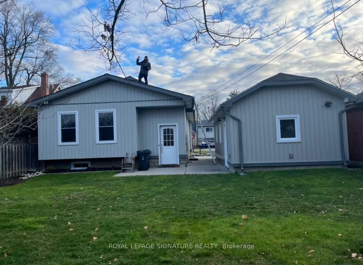 Photo 21 of 40 Amiens Road E, Scarborough, West Hill — HOMEH