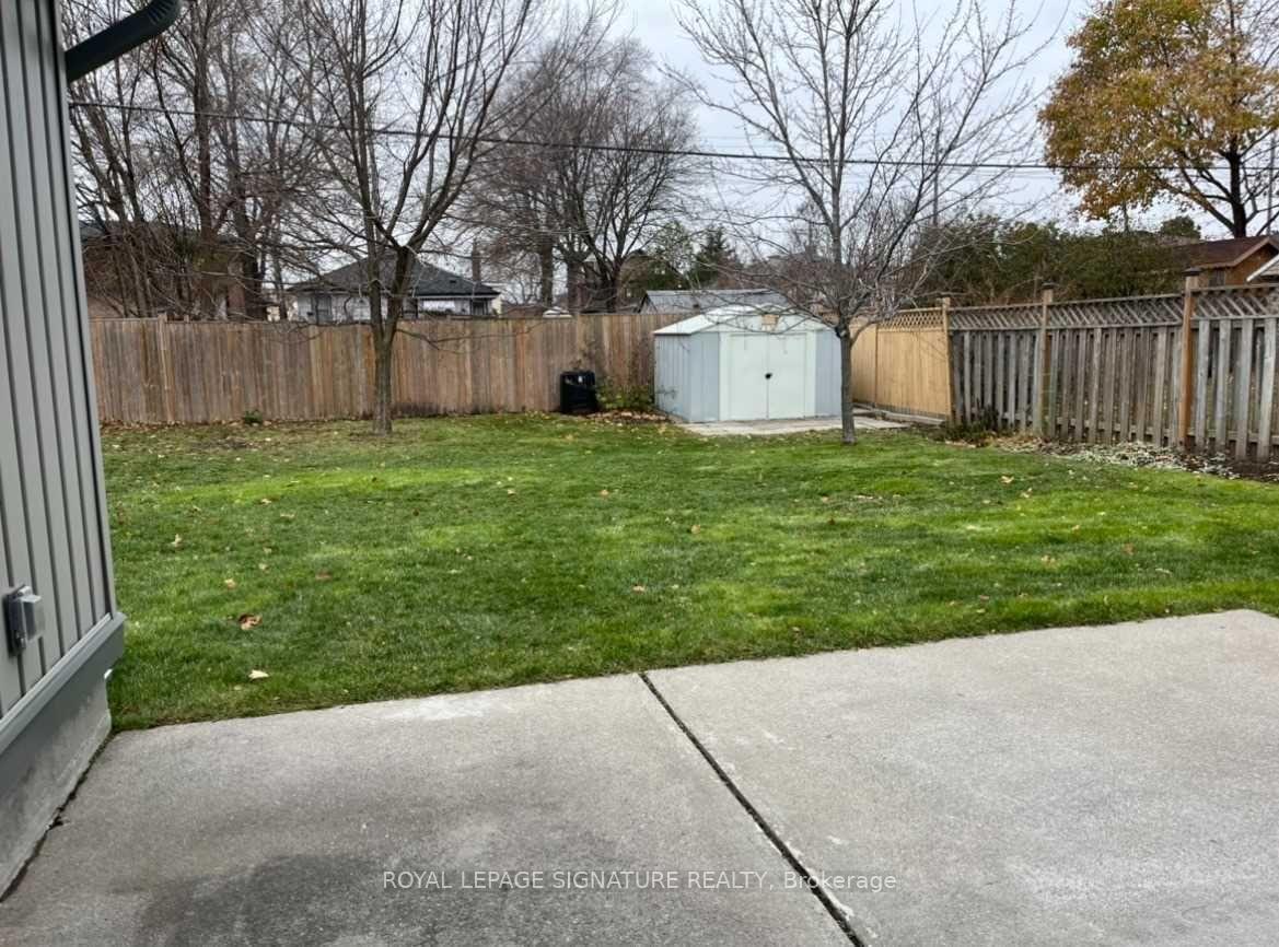 Photo 24 of 40 Amiens Road E, Scarborough, West Hill — HOMEH