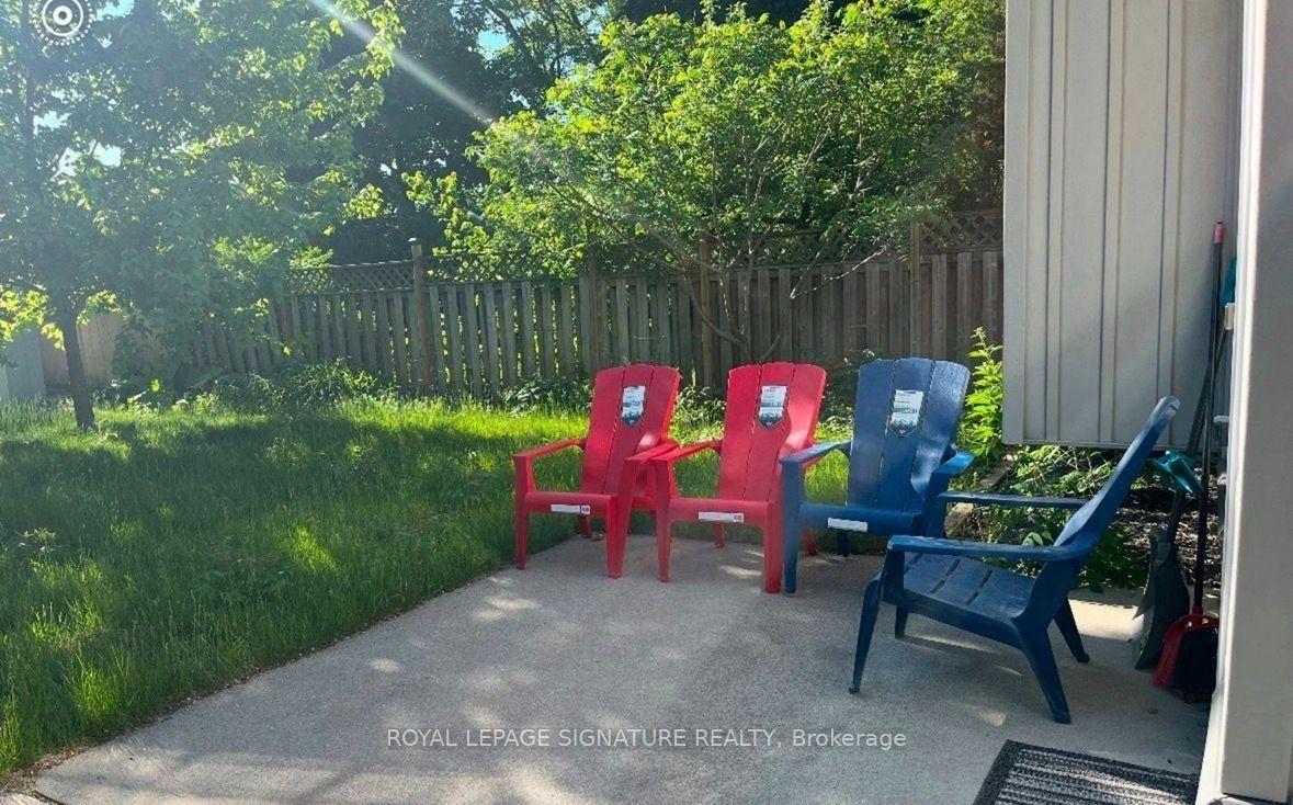 Photo 25 of 40 Amiens Road E, Scarborough, West Hill — HOMEH