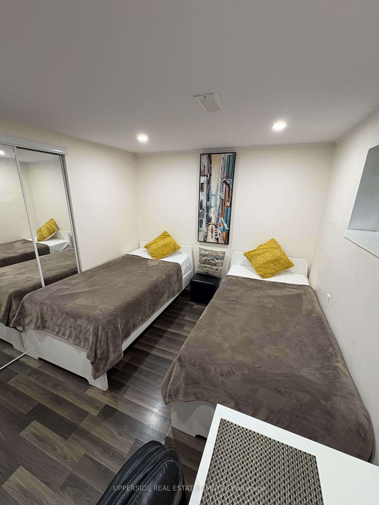 Photo 2 of 42 O'Shea Crescent, North York, Don Valley Village — HOMEH