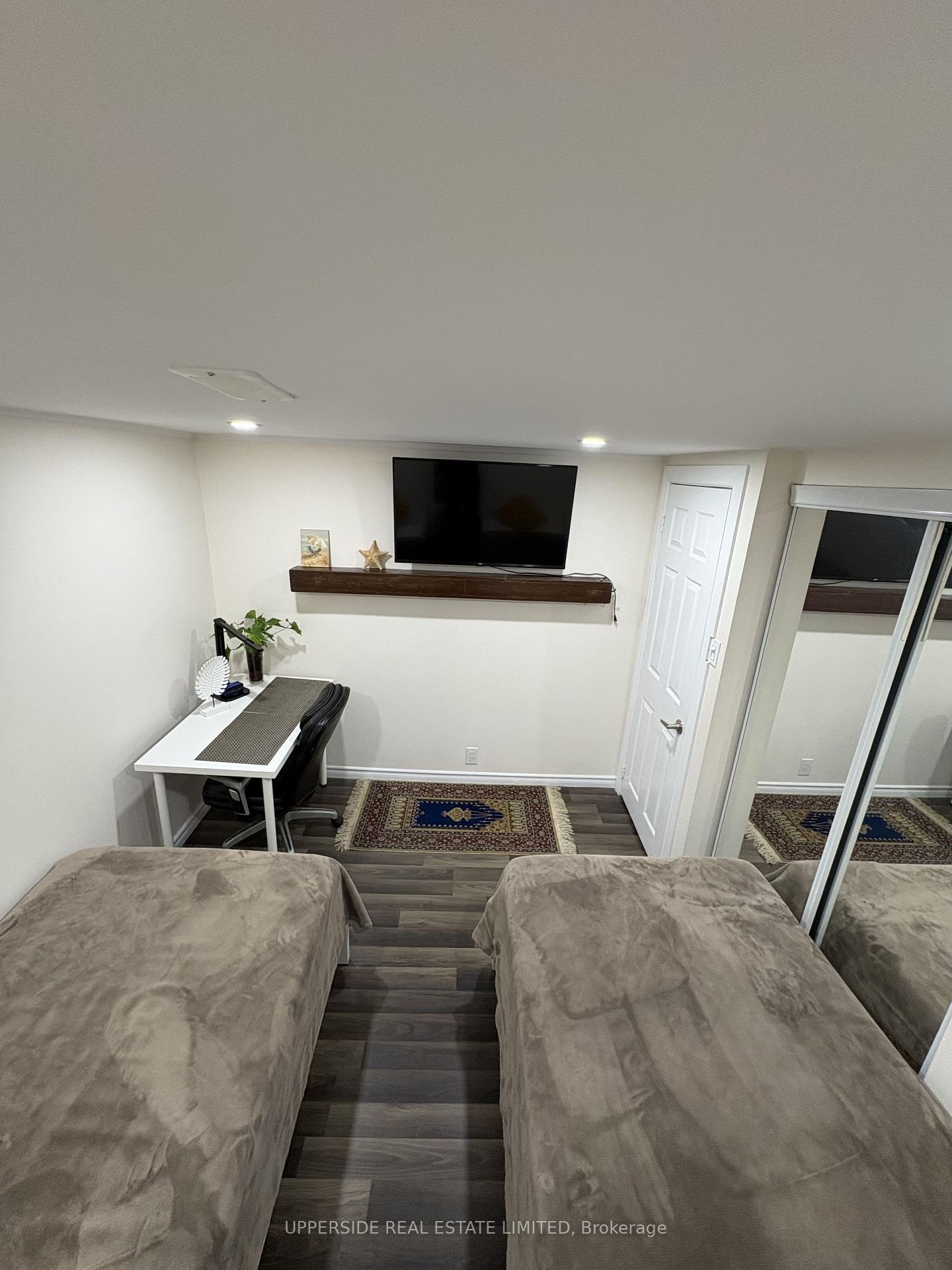 Photo 3 of 42 O'Shea Crescent, North York, Don Valley Village — HOMEH