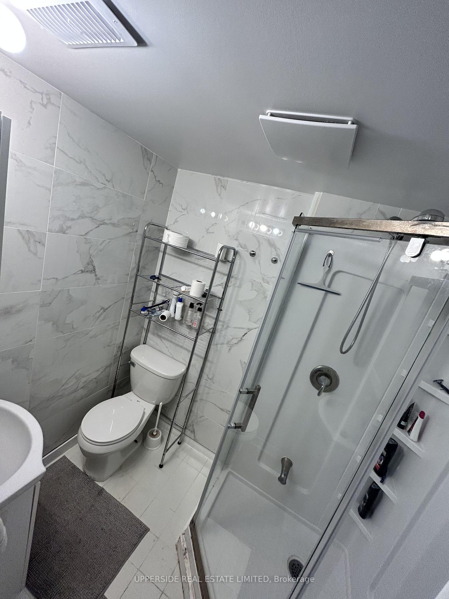 Photo 4 of 42 O'Shea Crescent, North York, Don Valley Village — HOMEH