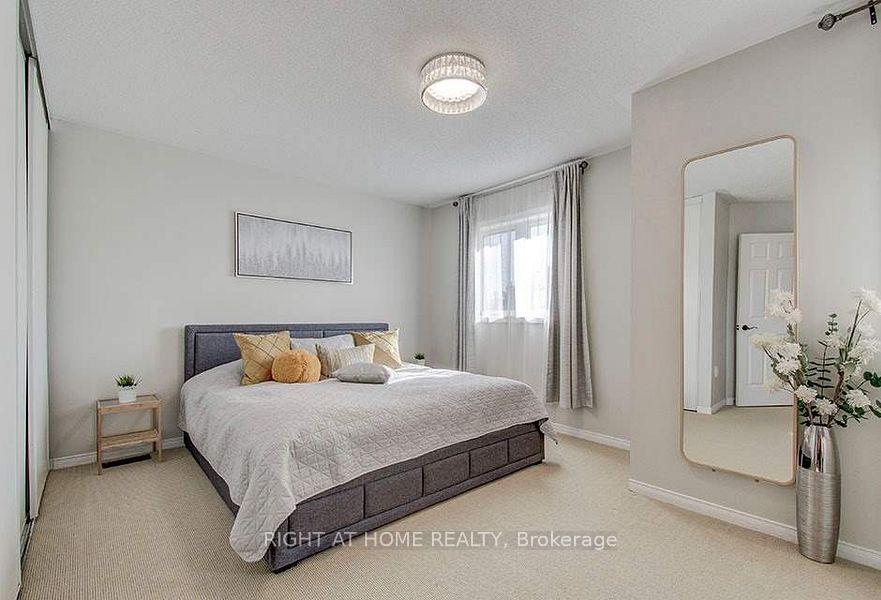 Photo 19 of 28 Bates Court, Barrie, Painswick North — HOMEH