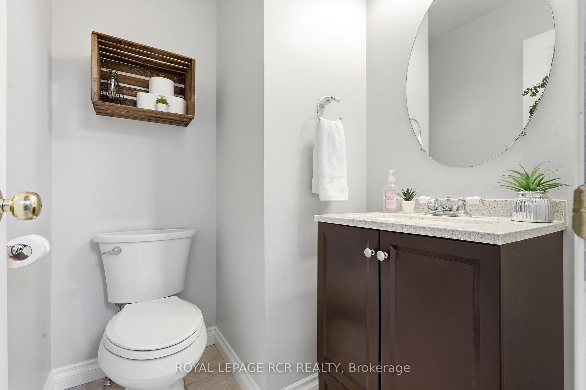 Photo 18 of 42 Glengarry Road, Orangeville — HOMEH