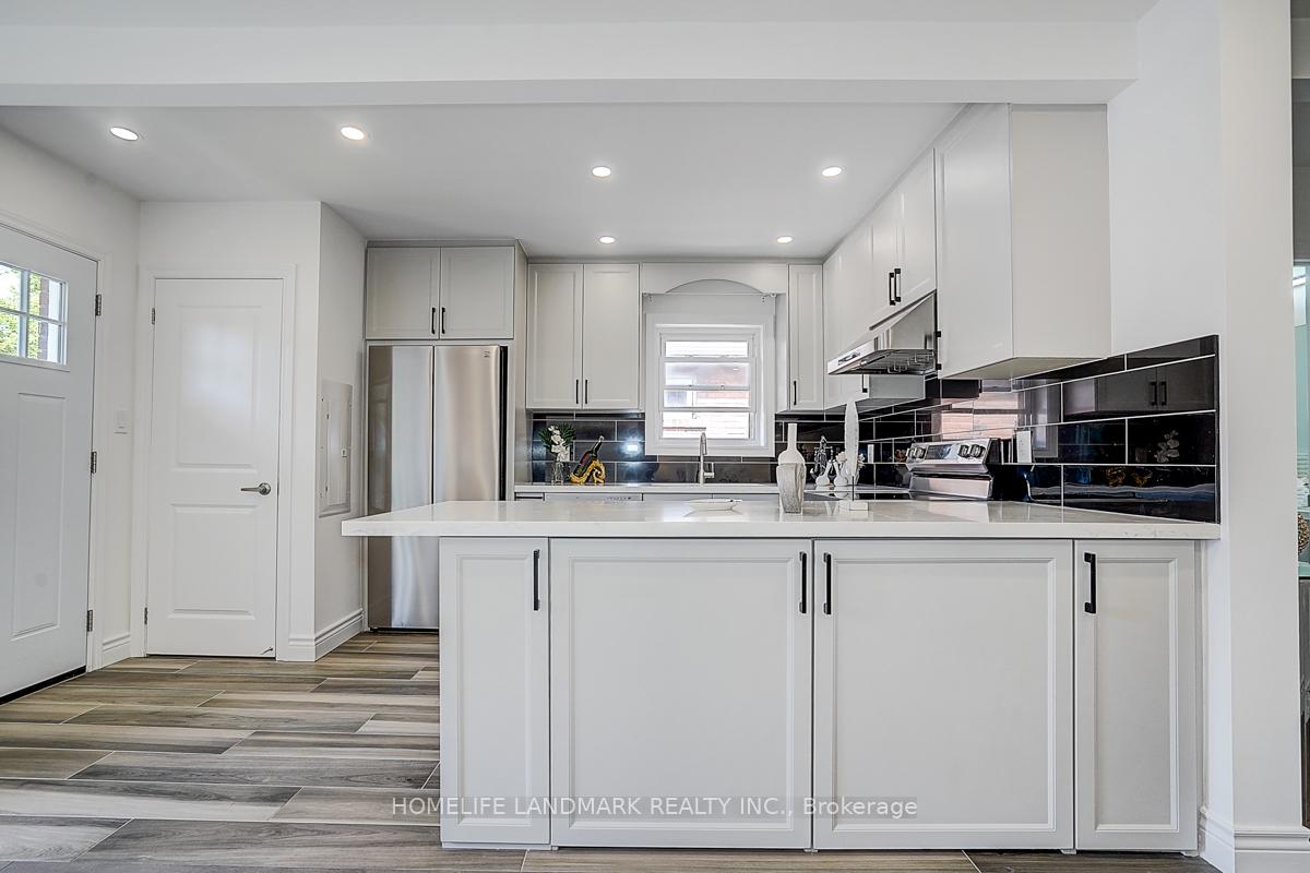 Photo 14 of 609 Mortimer Avenue, Toronto, Danforth Village-East York — HOMEH