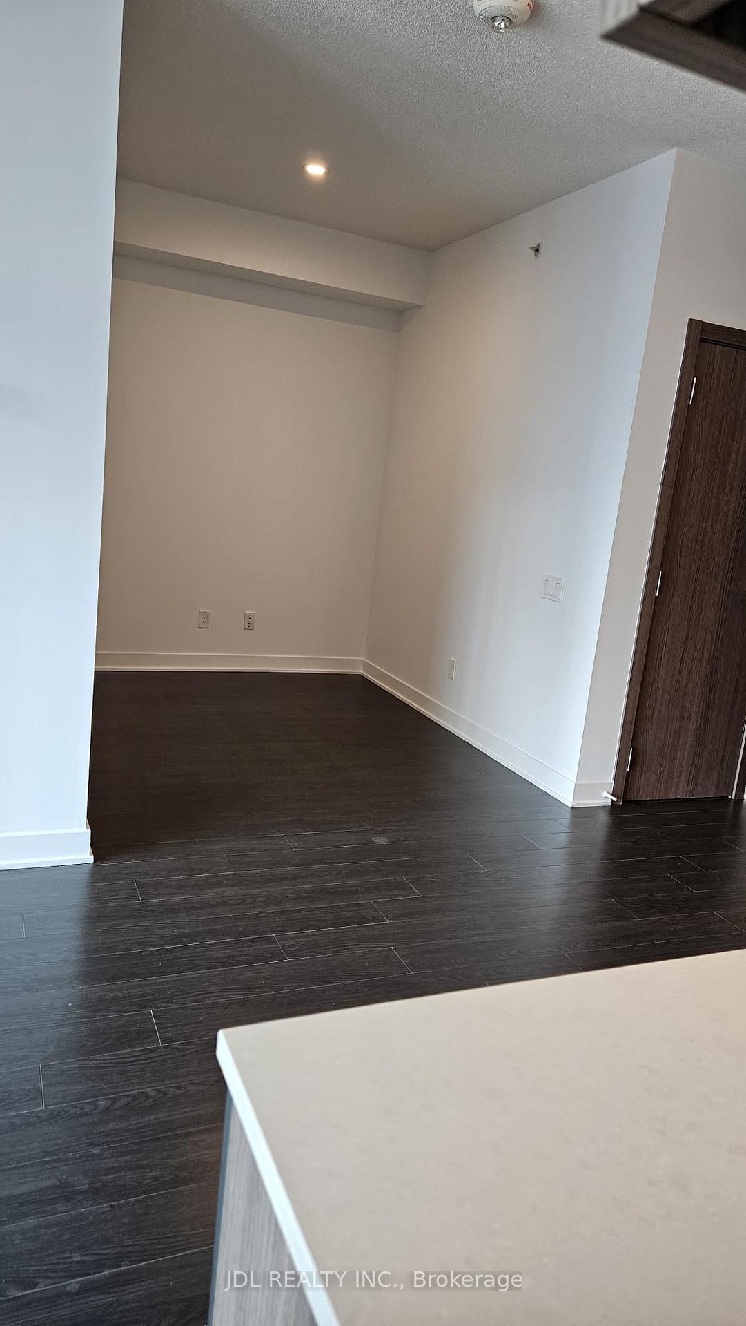 Photo 5 of Unit 3708, 19 Bathurst Street, Toronto, Waterfront Communities — HOMEH