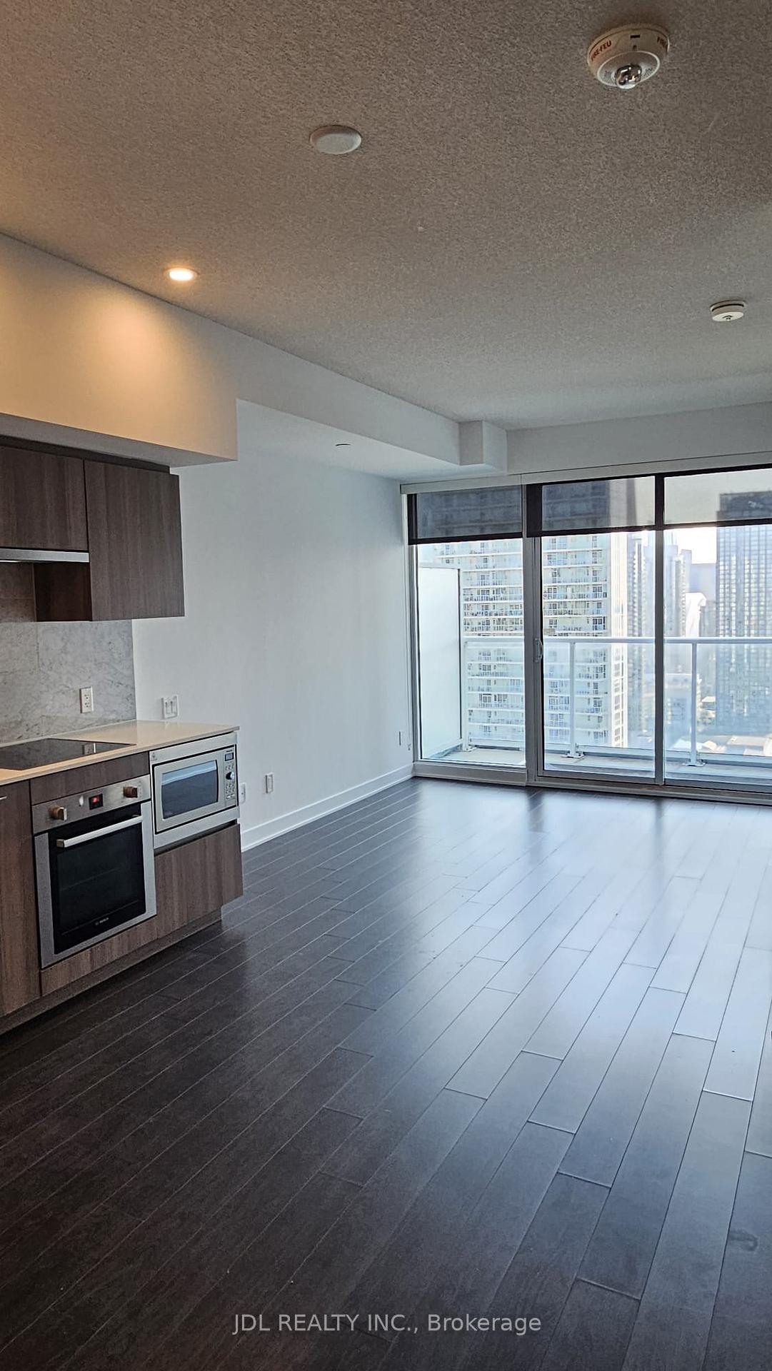 Photo 9 of Unit 3708, 19 Bathurst Street, Toronto, Waterfront Communities — HOMEH