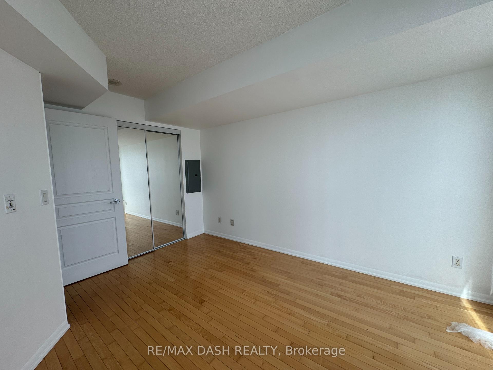 Photo 5 of Unit 2809, 18 Yonge Street, Toronto, Waterfront Communities — HOMEH