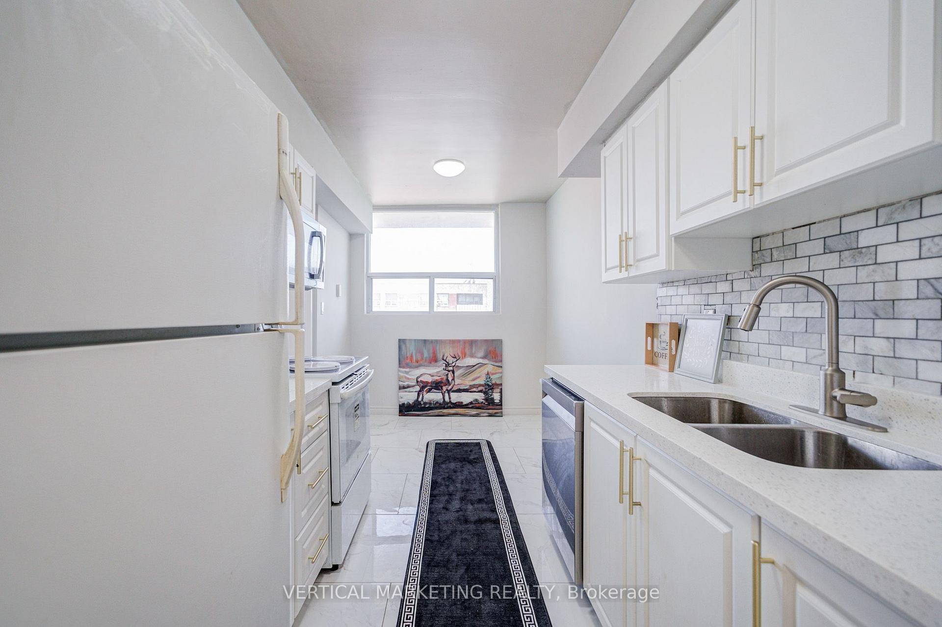 Photo 13 of Unit PH07, 20 Gilder Drive E, Scarborough, Eglinton East — HOMEH