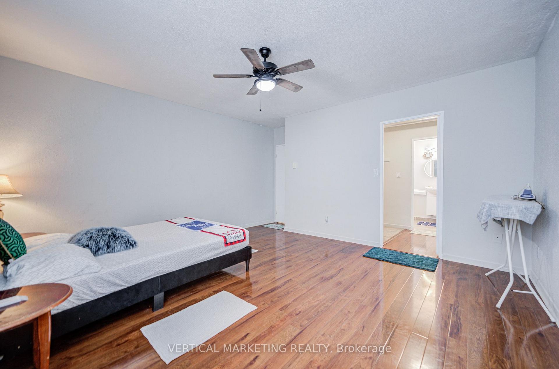 Photo 32 of Unit PH07, 20 Gilder Drive E, Scarborough, Eglinton East — HOMEH