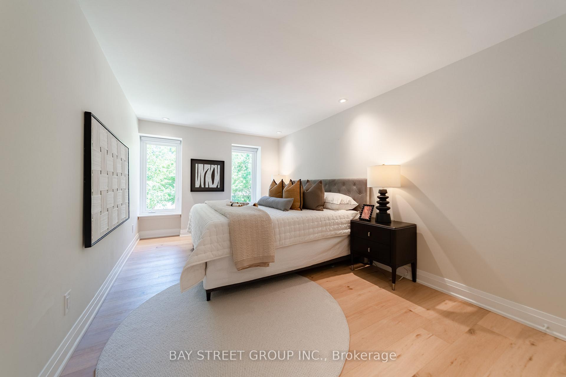 Photo 22 of 2366 Devon Road, Oakville, Ford — HOMEH