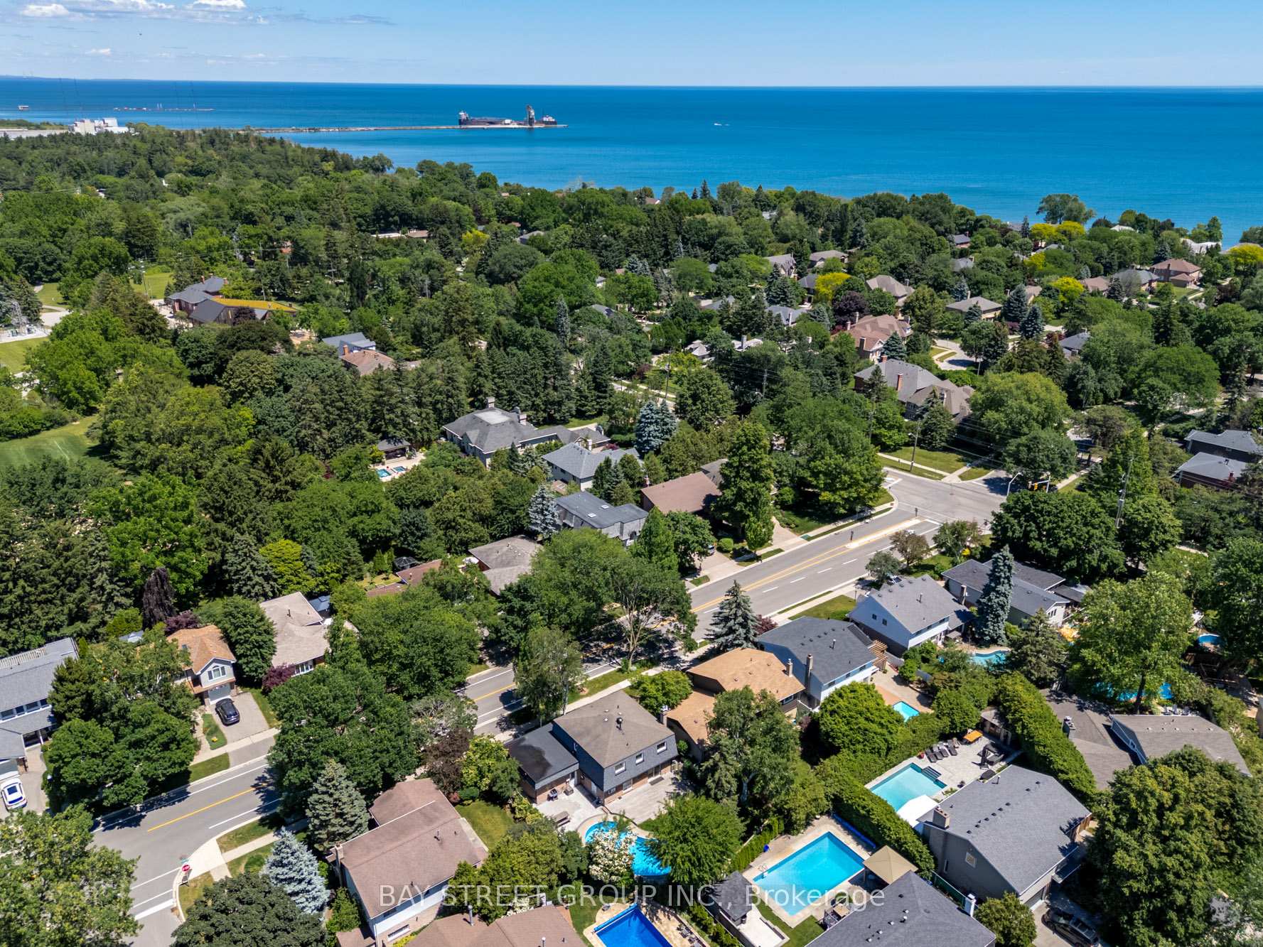 Photo 36 of 2366 Devon Road, Oakville, Ford — HOMEH
