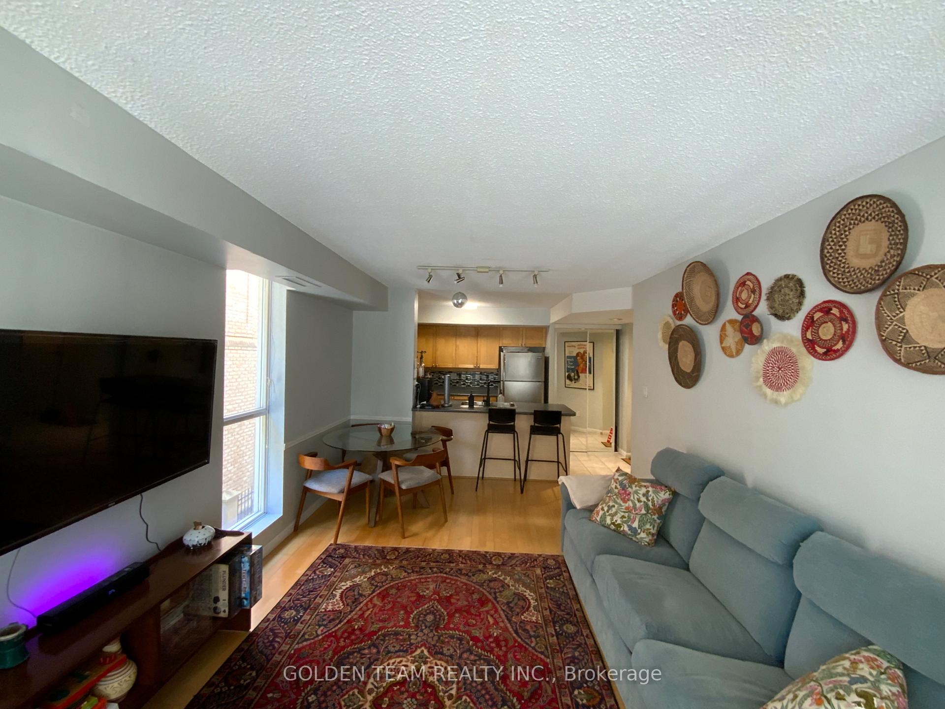 Photo 4 of Unit 209, 188 Redpath Avenue, Toronto, Mount Pleasant West — HOMEH
