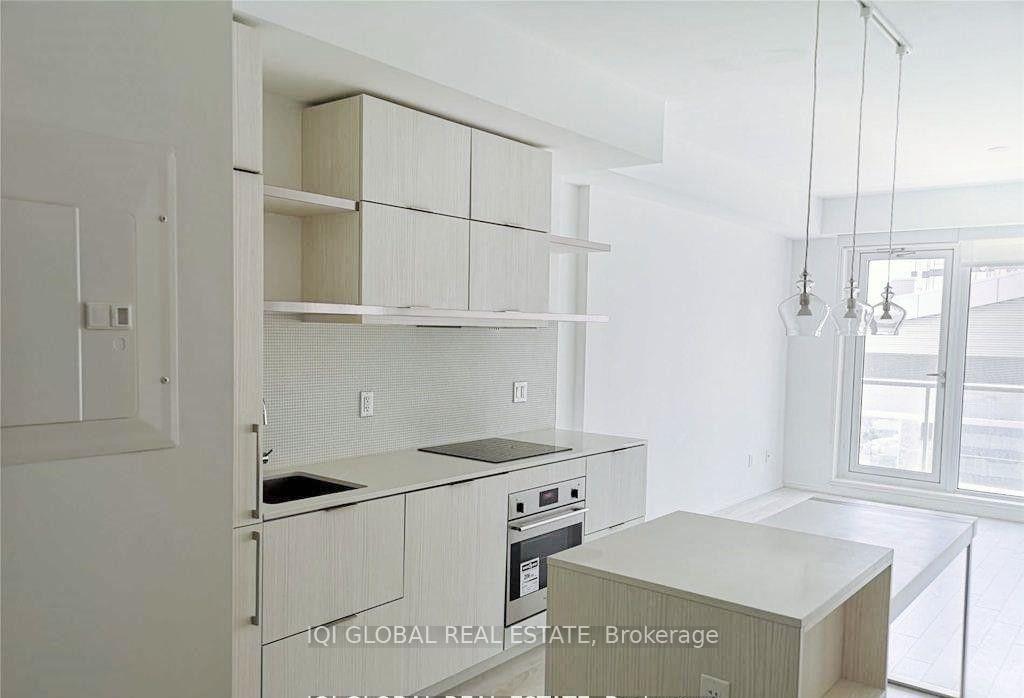Photo 8 of Unit 2407, 197 Yonge Street, Toronto, Church-Yonge Corridor — HOMEH