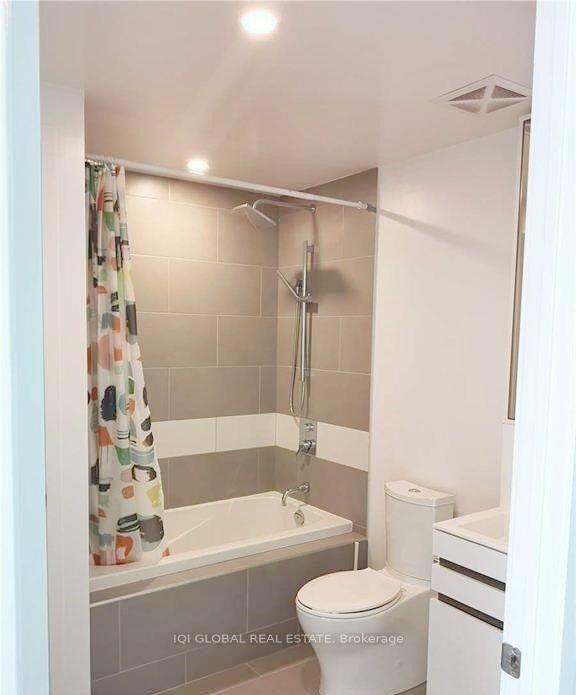 Photo 11 of Unit 2407, 197 Yonge Street, Toronto, Church-Yonge Corridor — HOMEH
