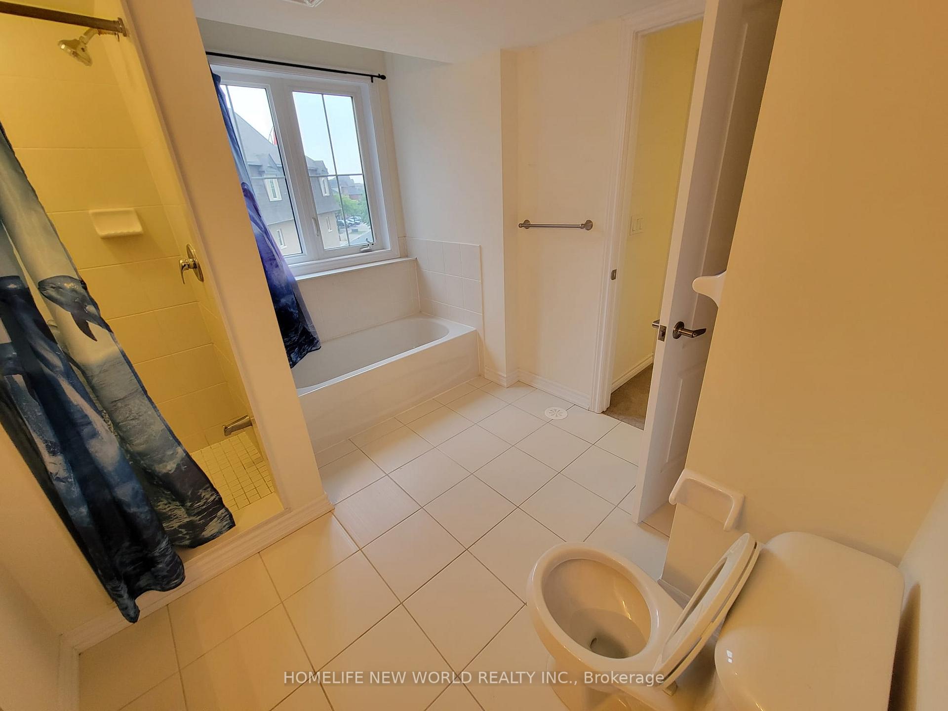 Photo 18 of Unit 36, 181 Parktree Drive, Vaughan, Maple — HOMEH