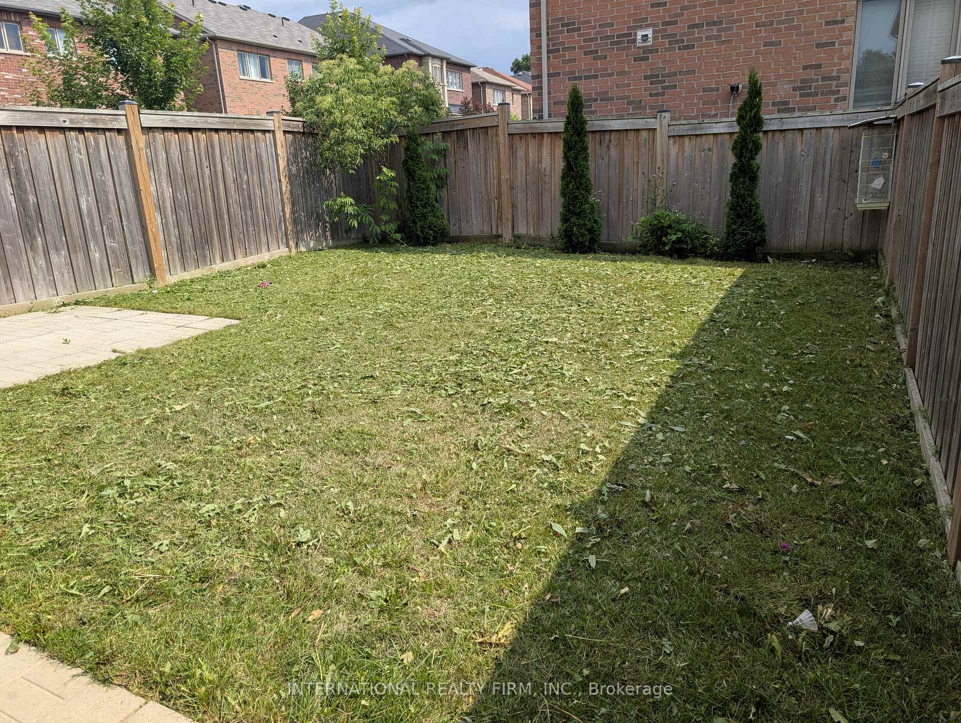 Photo 20 of Unit Main, 734 Yarfield Crescent, Newmarket, Glenway Estates — HOMEH