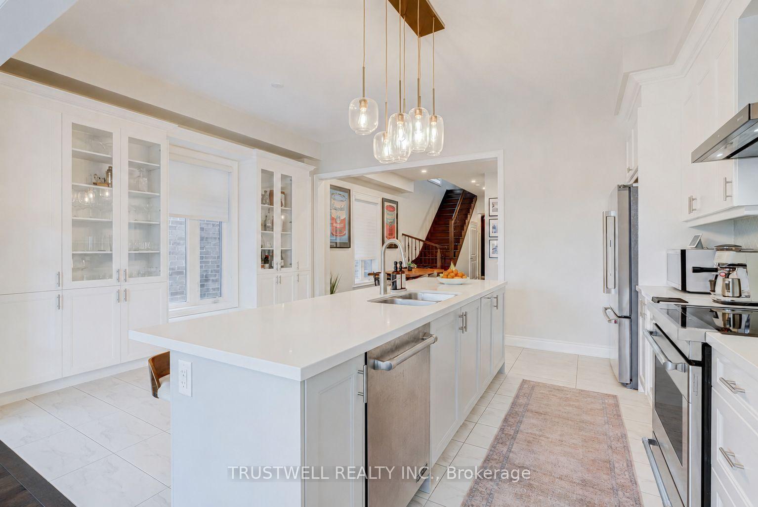 Photo 18 of 128 Hatton Garden Road, Vaughan, Vellore Village — HOMEH