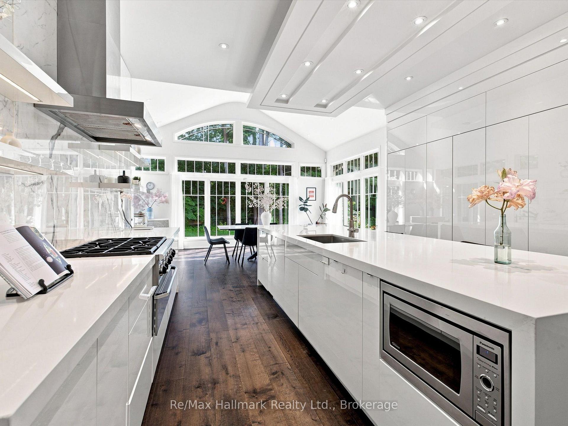 Photo 12 of 2076 Glenforest Crescent, Oakville, Ford — HOMEH