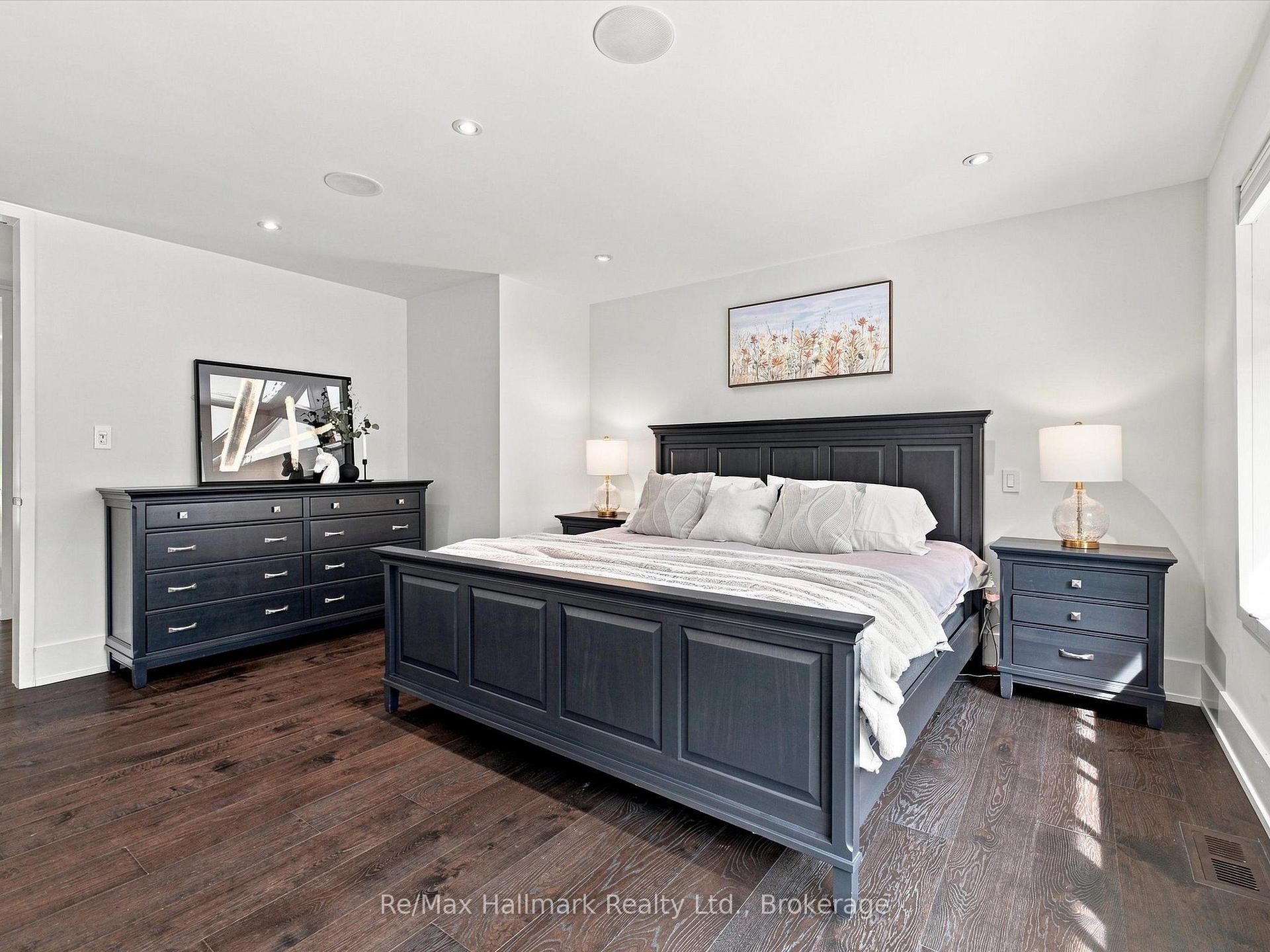 Photo 28 of 2076 Glenforest Crescent, Oakville, Ford — HOMEH