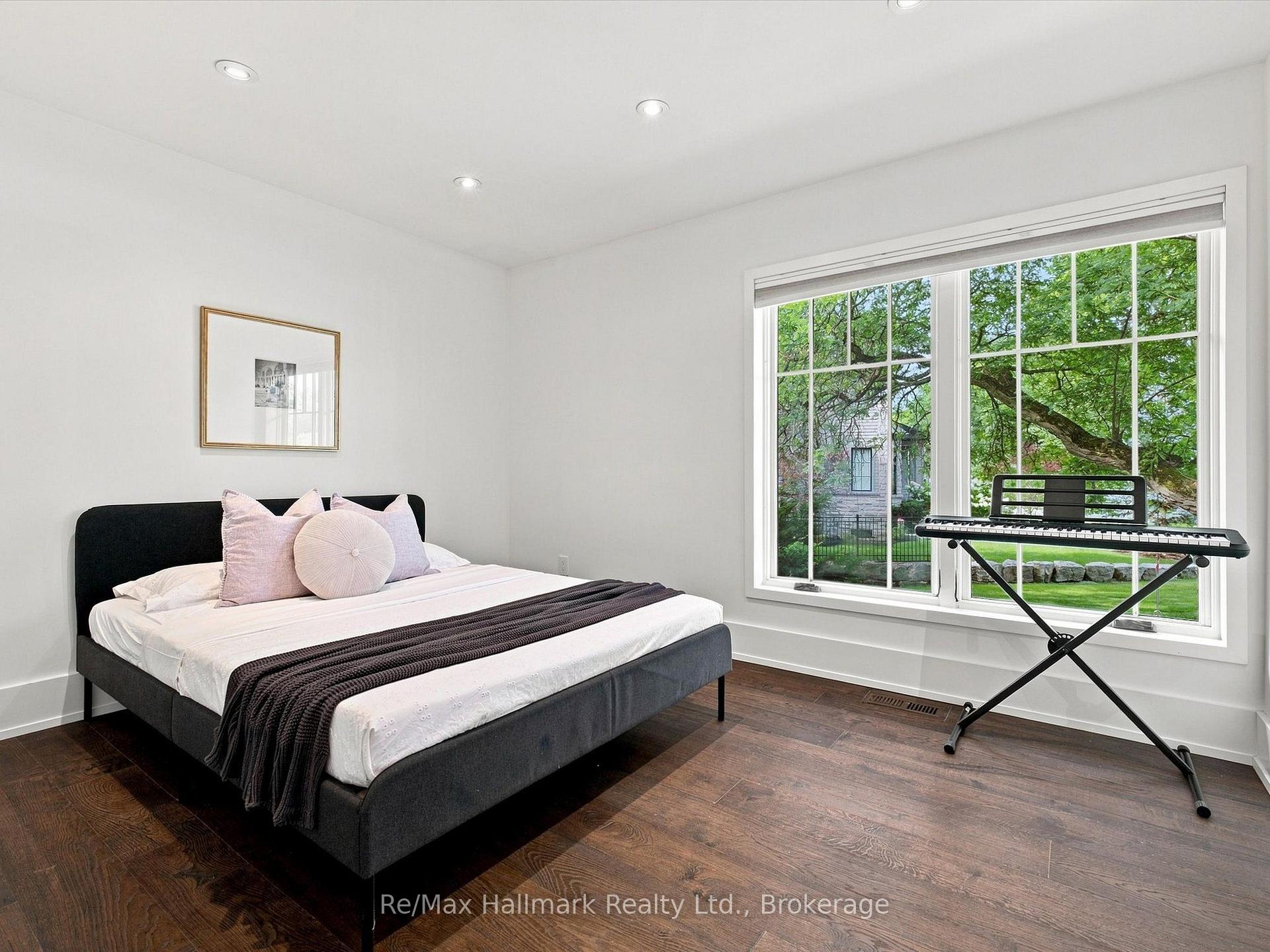 Photo 33 of 2076 Glenforest Crescent, Oakville, Ford — HOMEH
