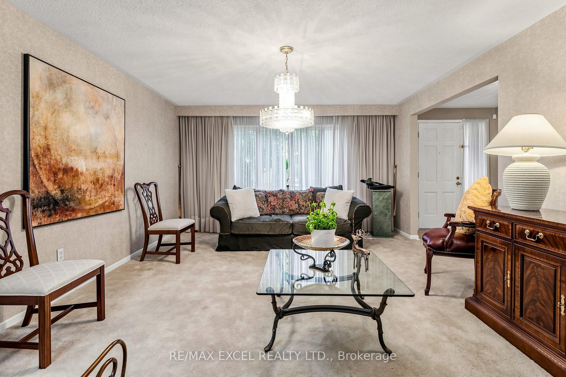 Photo 3 of 62 Ardgowan Crescent, Scarborough, Agincourt North — HOMEH