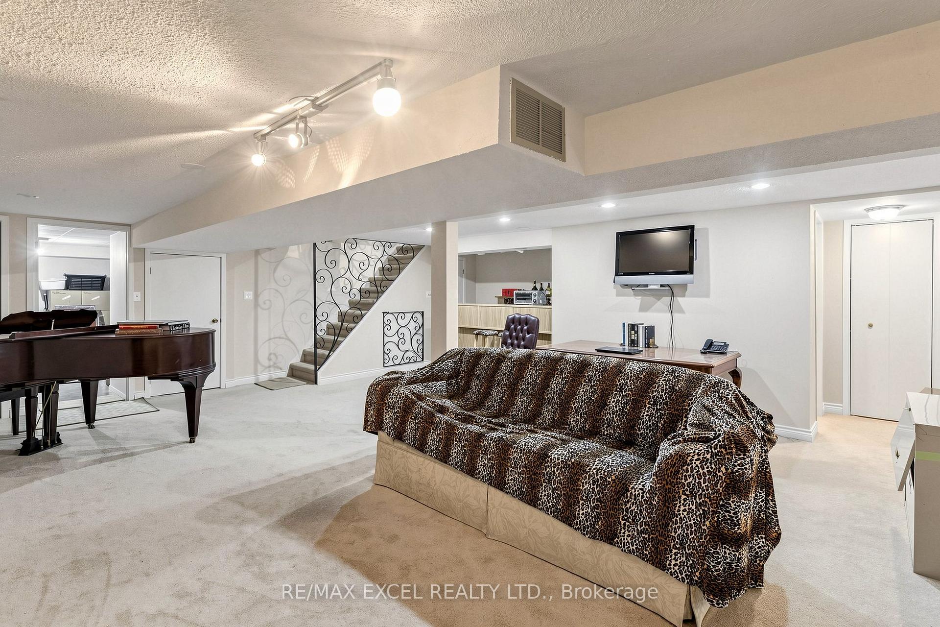 Photo 33 of 62 Ardgowan Crescent, Scarborough, Agincourt North — HOMEH