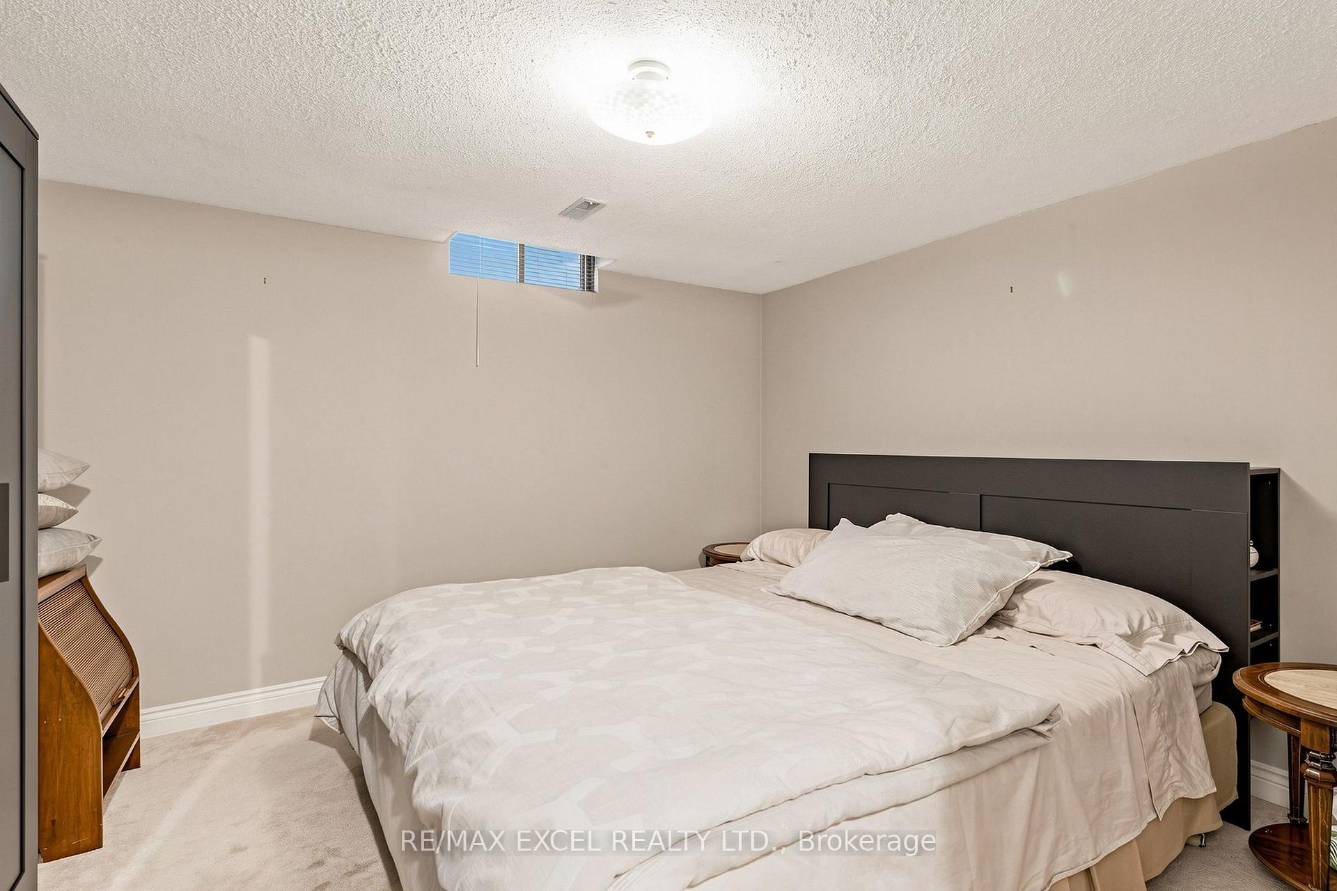 Photo 40 of 62 Ardgowan Crescent, Scarborough, Agincourt North — HOMEH
