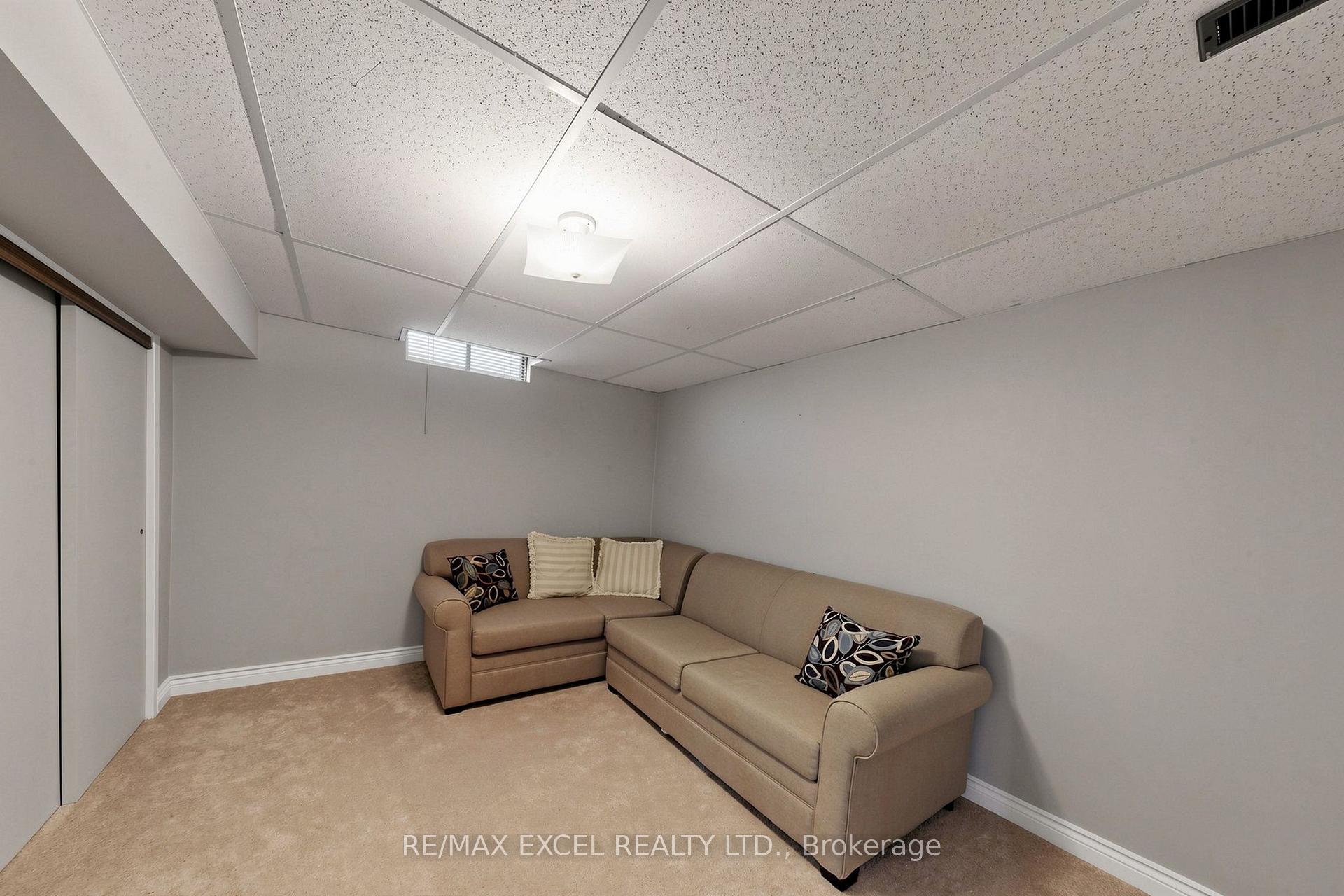 Photo 42 of 62 Ardgowan Crescent, Scarborough, Agincourt North — HOMEH
