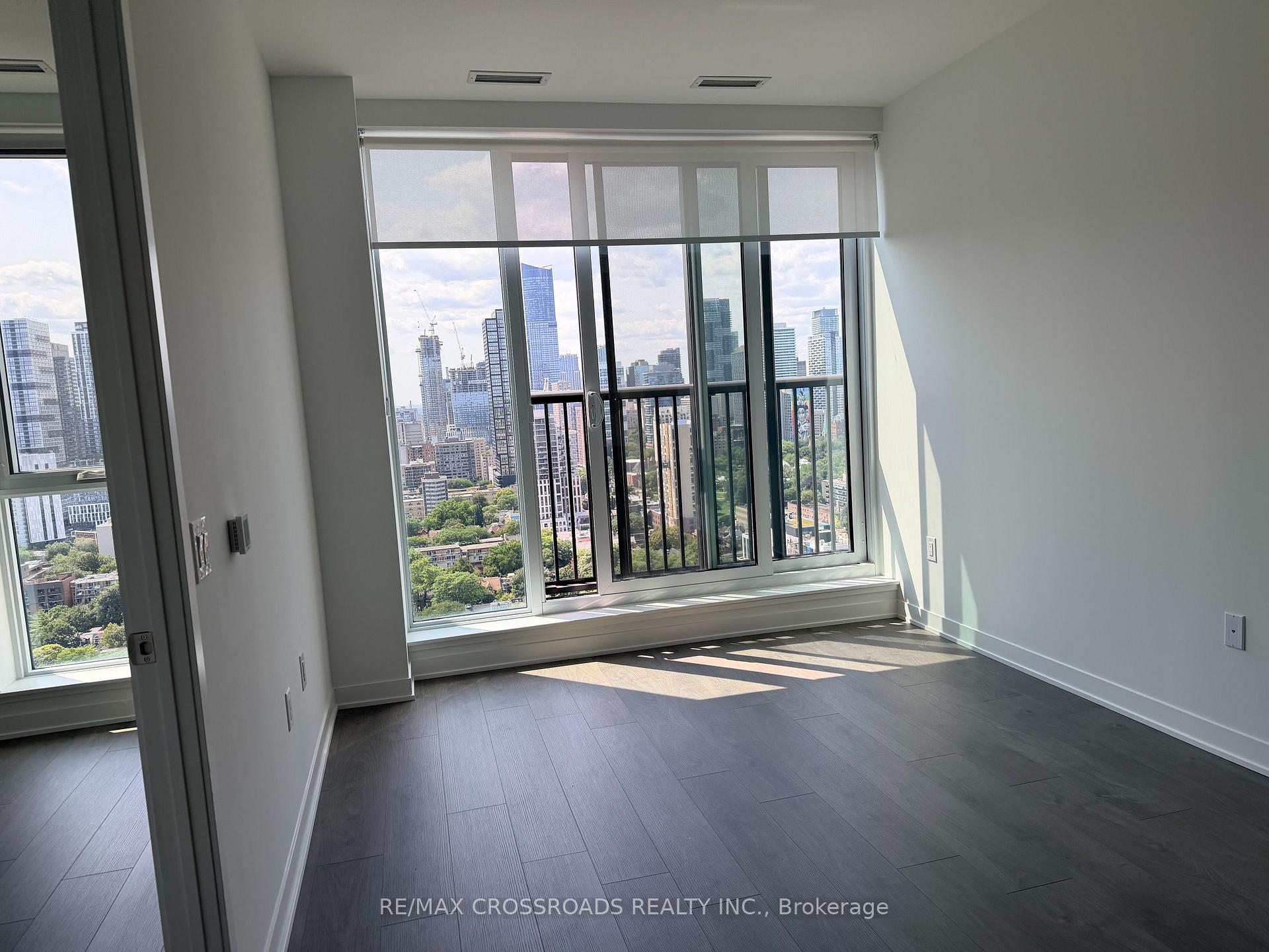 Photo 4 of Unit 2501, 10 Oak Street, Toronto, Regent Park — HOMEH