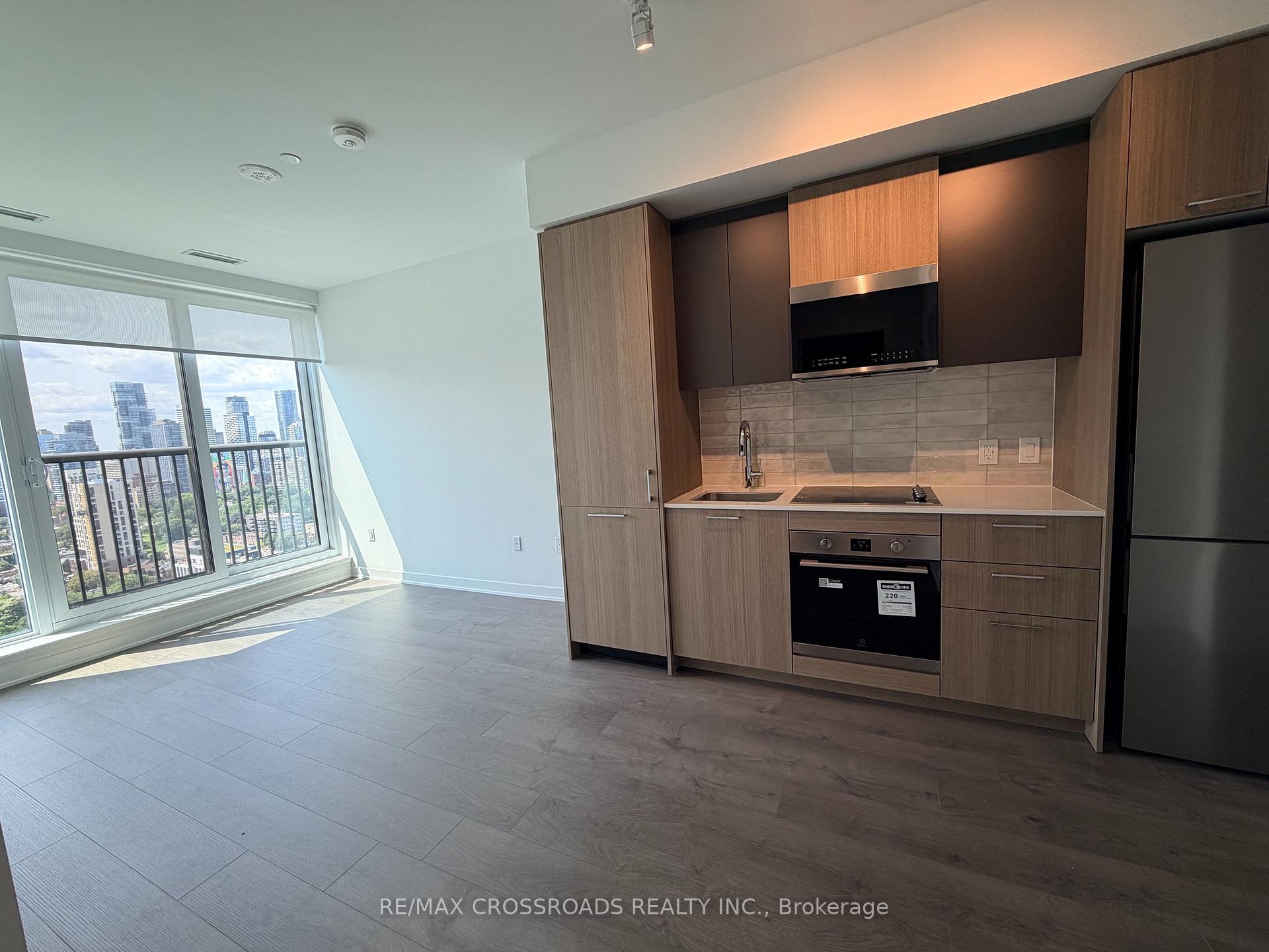 Photo 7 of Unit 2501, 10 Oak Street, Toronto, Regent Park — HOMEH