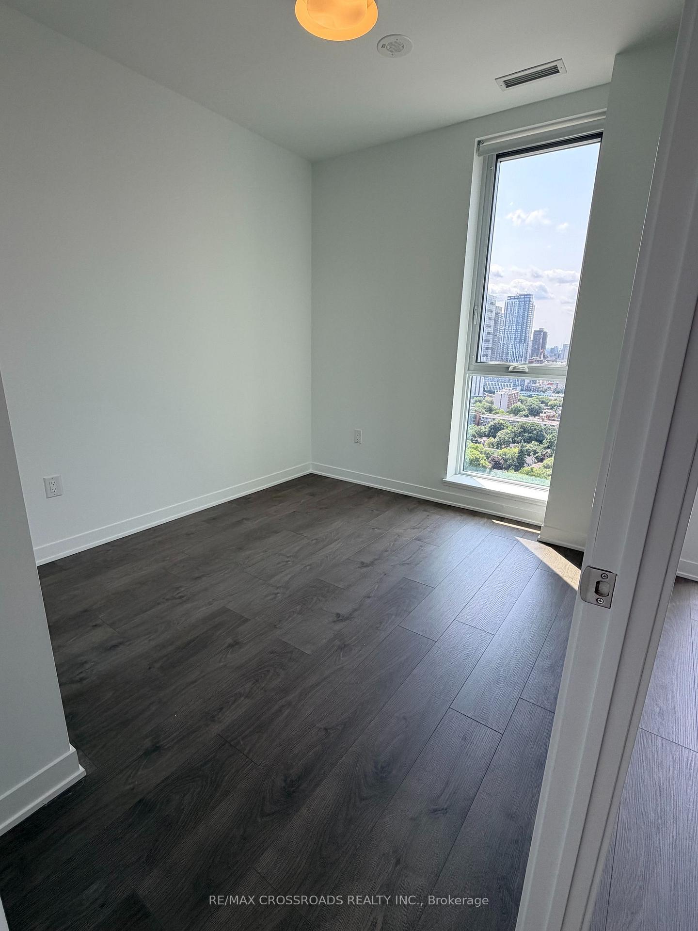 Photo 11 of Unit 2501, 10 Oak Street, Toronto, Regent Park — HOMEH