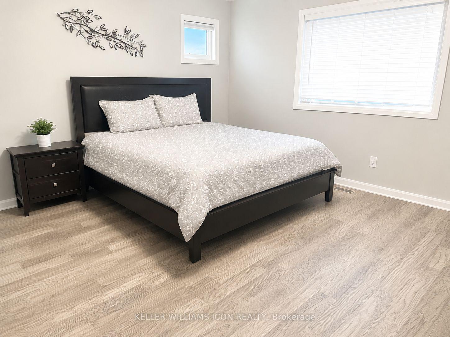 Photo 7 of 1028 Speedvale Court, Ottawa, Kanata - Kanata Lakes/Heritage Hills — HOMEH