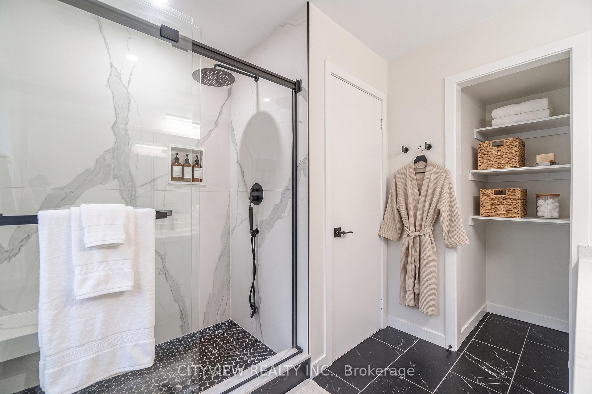 Photo 23 of Unit 25B, 5865 Dalebrook Crescent, Mississauga, Central Erin Mills — HOMEH