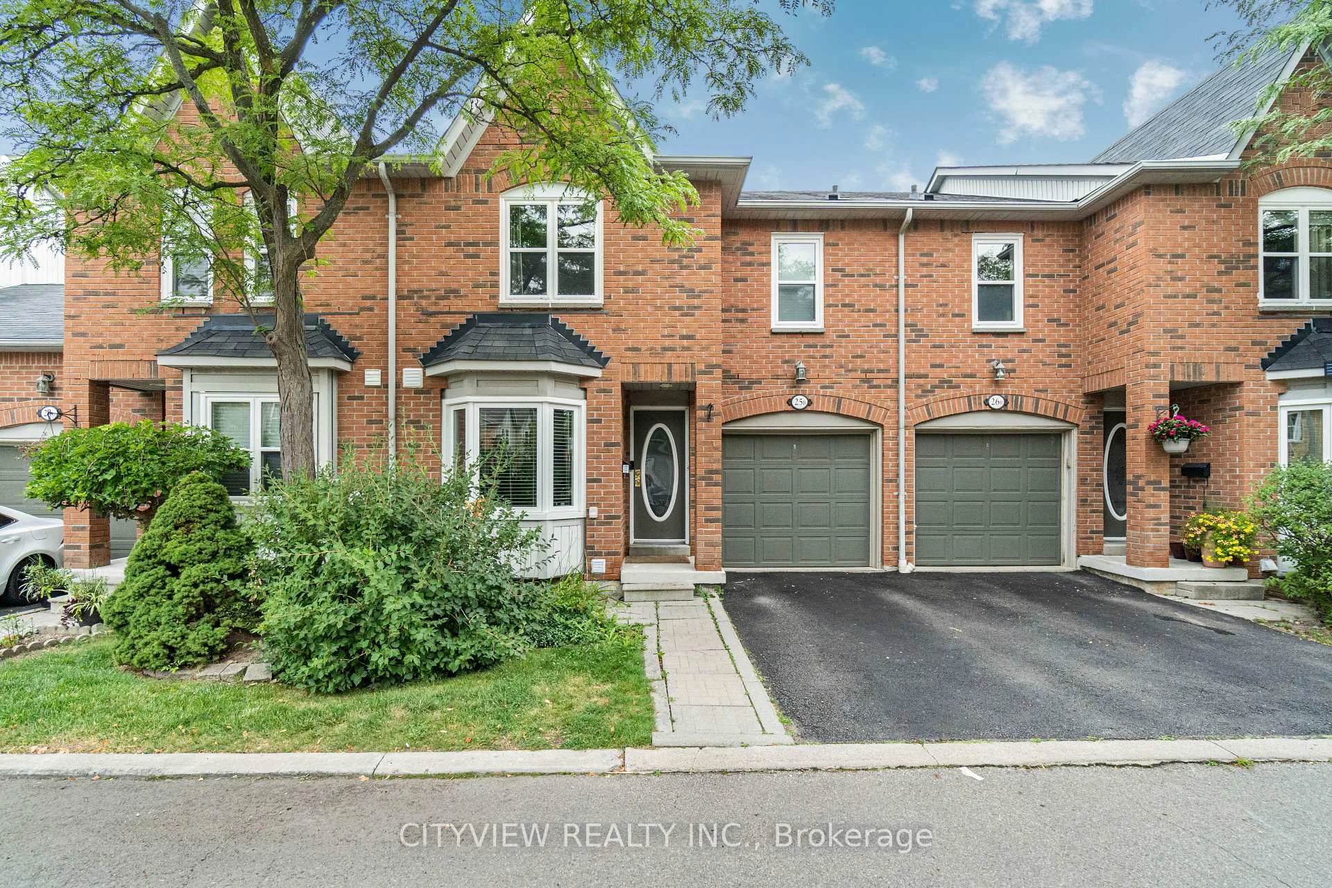 Photo 5 of Unit 25B, 5865 Dalebrook Crescent, Mississauga, Central Erin Mills — HOMEH