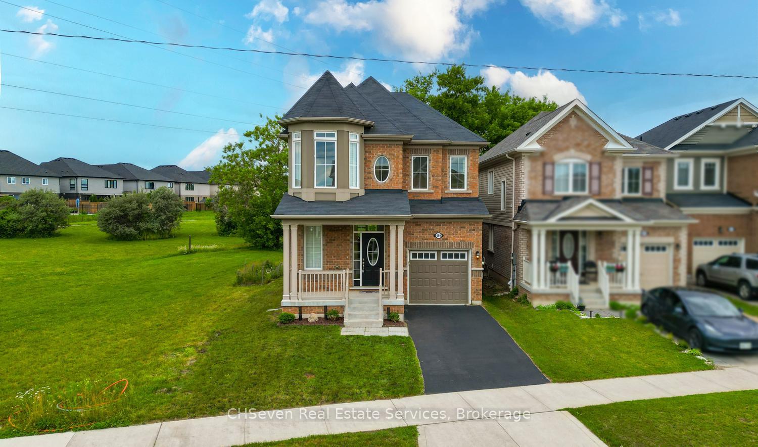 Photo 1 of 669 Doon South Drive, Kitchener, Doon South — HOMEH