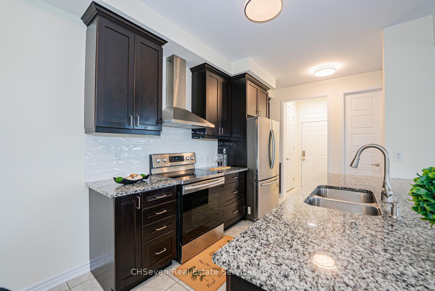 Photo 15 of 669 Doon South Drive, Kitchener, Doon South — HOMEH