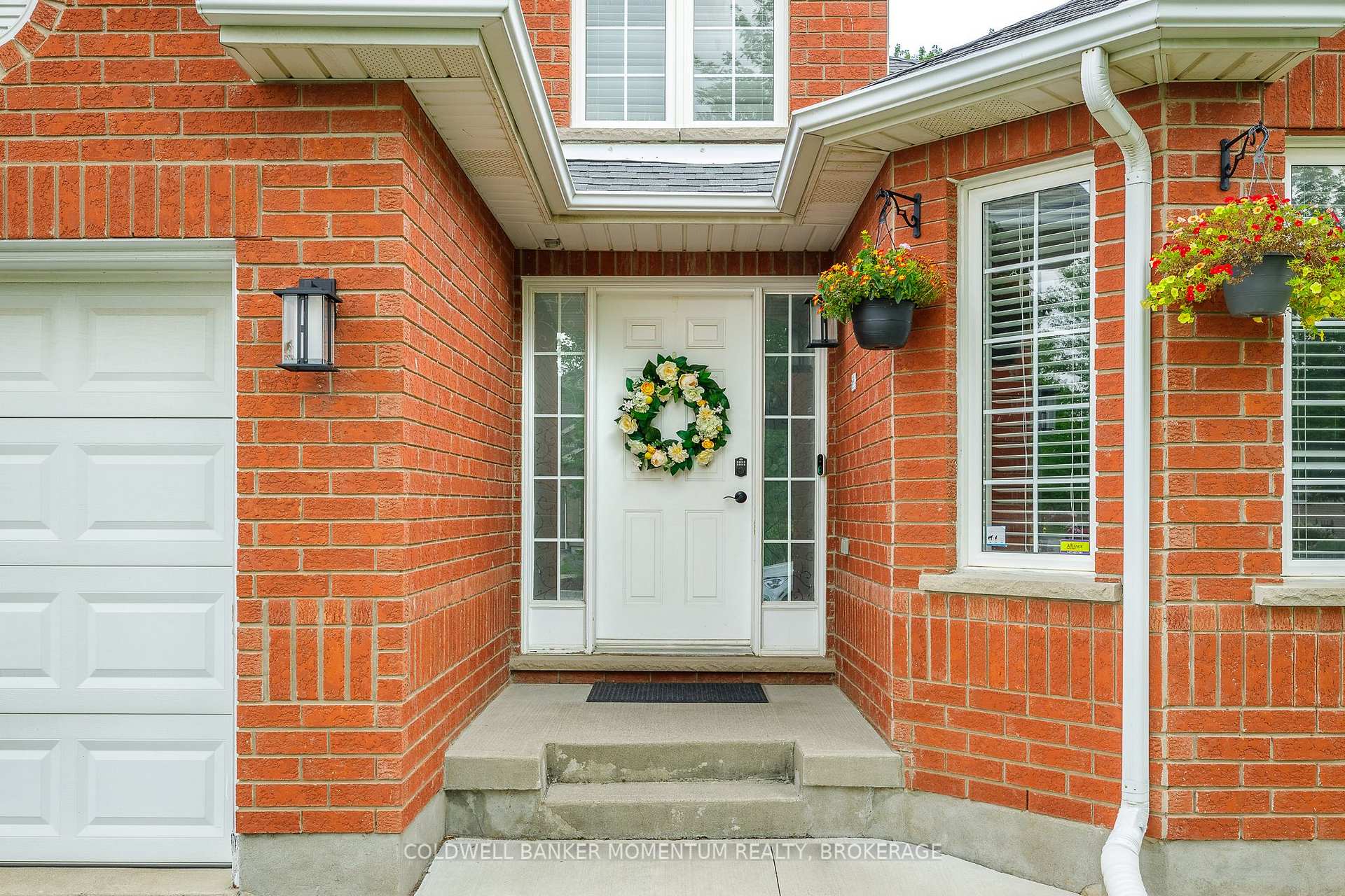 Photo 5 of 18 Loretta Drive, Niagara-on-the-Lake, Virgil — HOMEH