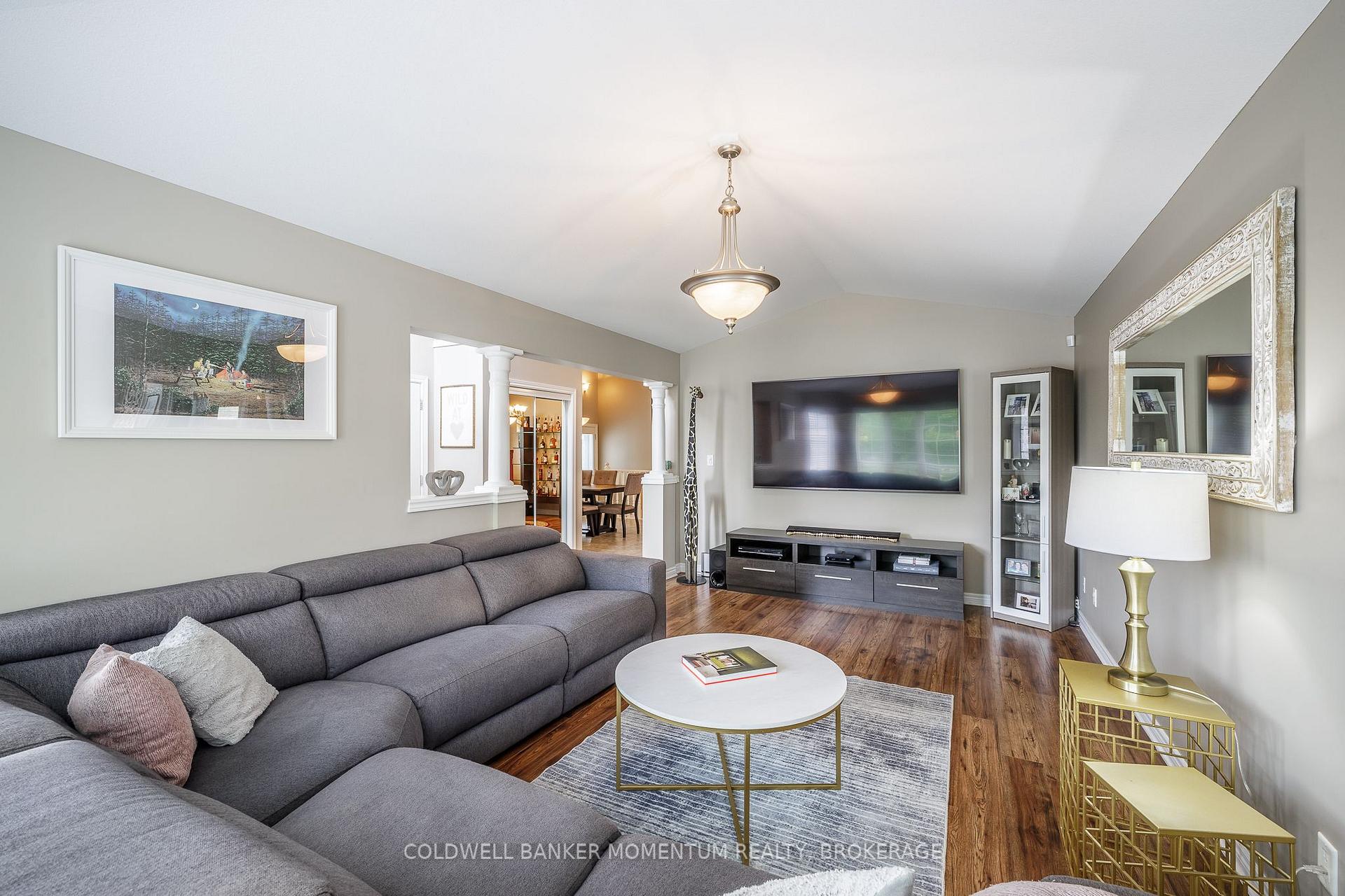 Photo 9 of 18 Loretta Drive, Niagara-on-the-Lake, Virgil — HOMEH