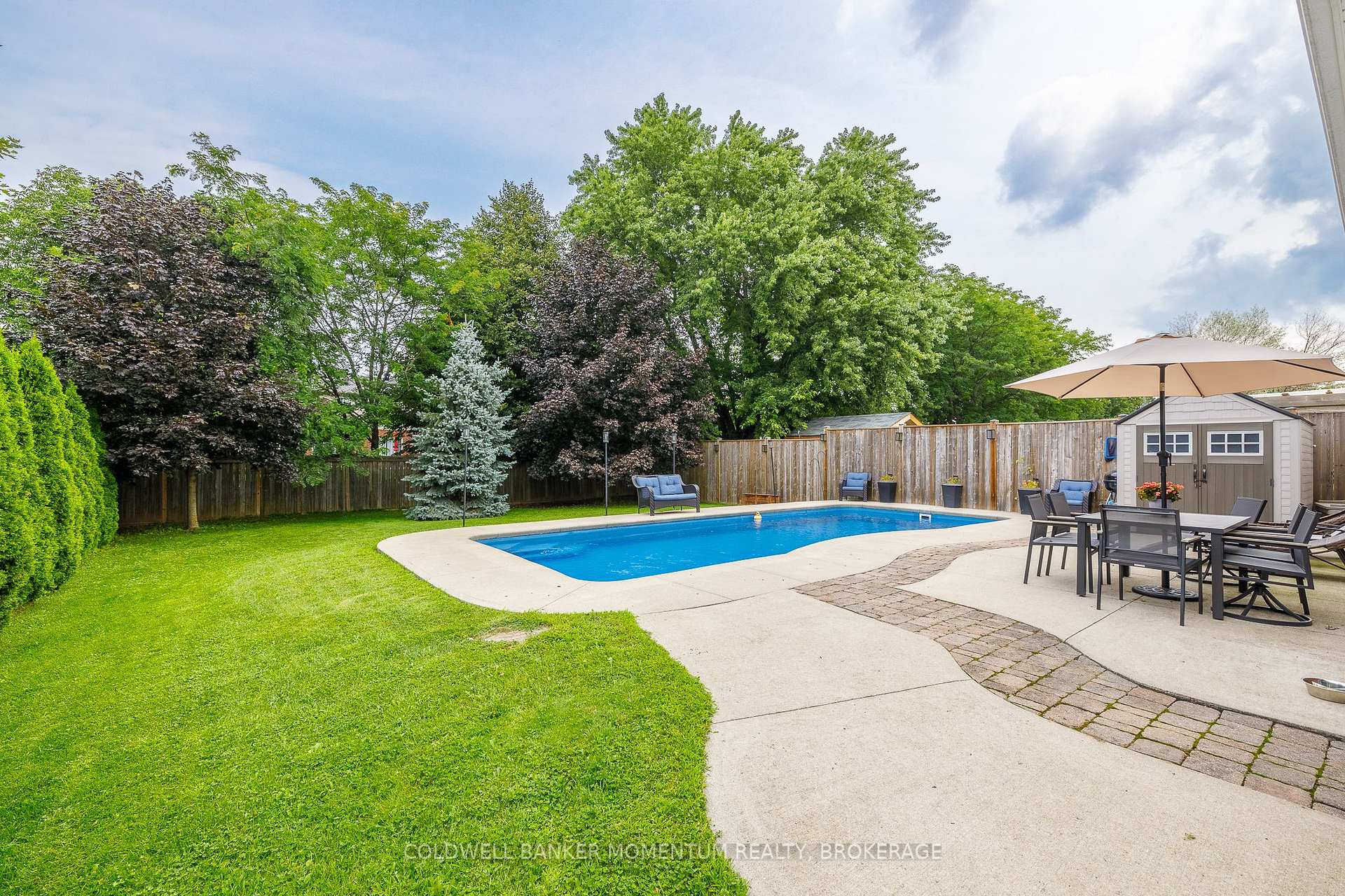 Photo 35 of 18 Loretta Drive, Niagara-on-the-Lake, Virgil — HOMEH